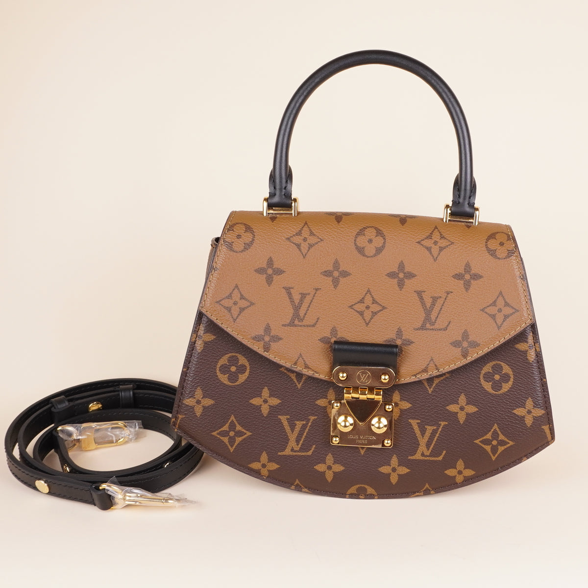 PRE-OWNED LV Reverse Monogram Tilsitt