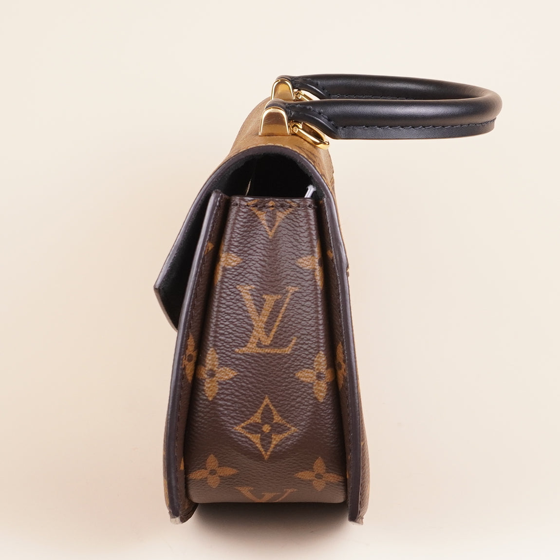 PRE-OWNED LV Reverse Monogram Tilsitt