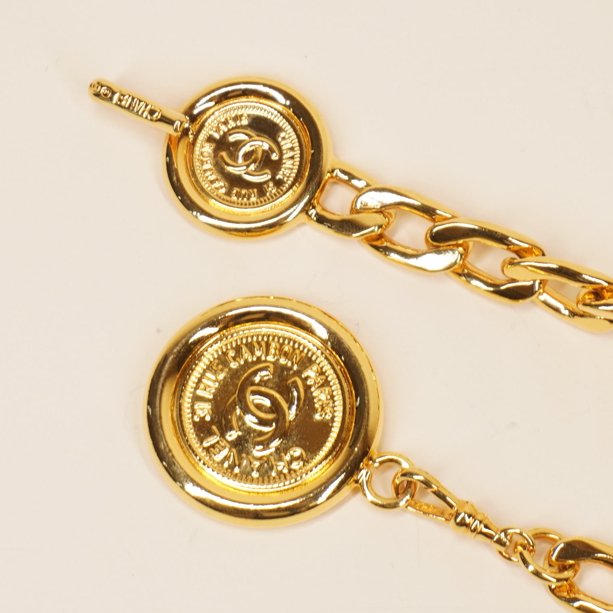 PRE-OWNED CC Belt Gold Hardware 75 