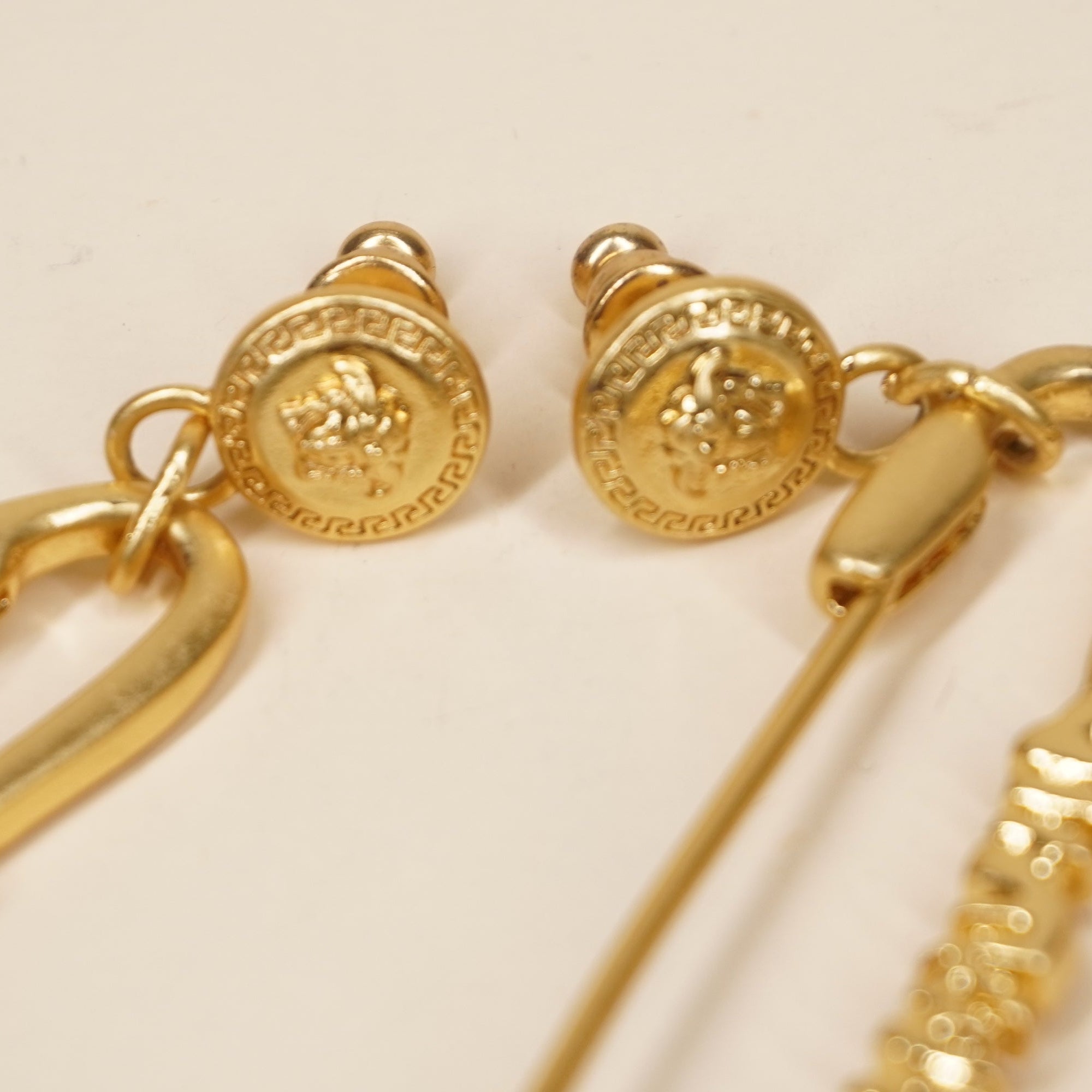 PRE-OWNED Medusa Head Safety Gold Pin Earrings 