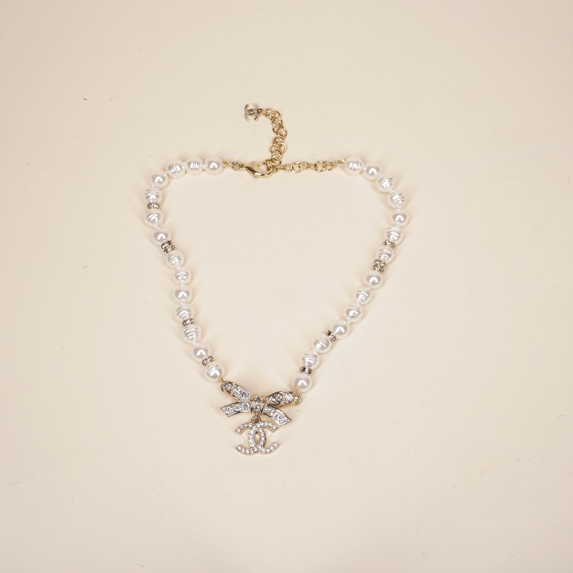 PRE-OWNED Pearl Crystal Chain CC Necklace Gold