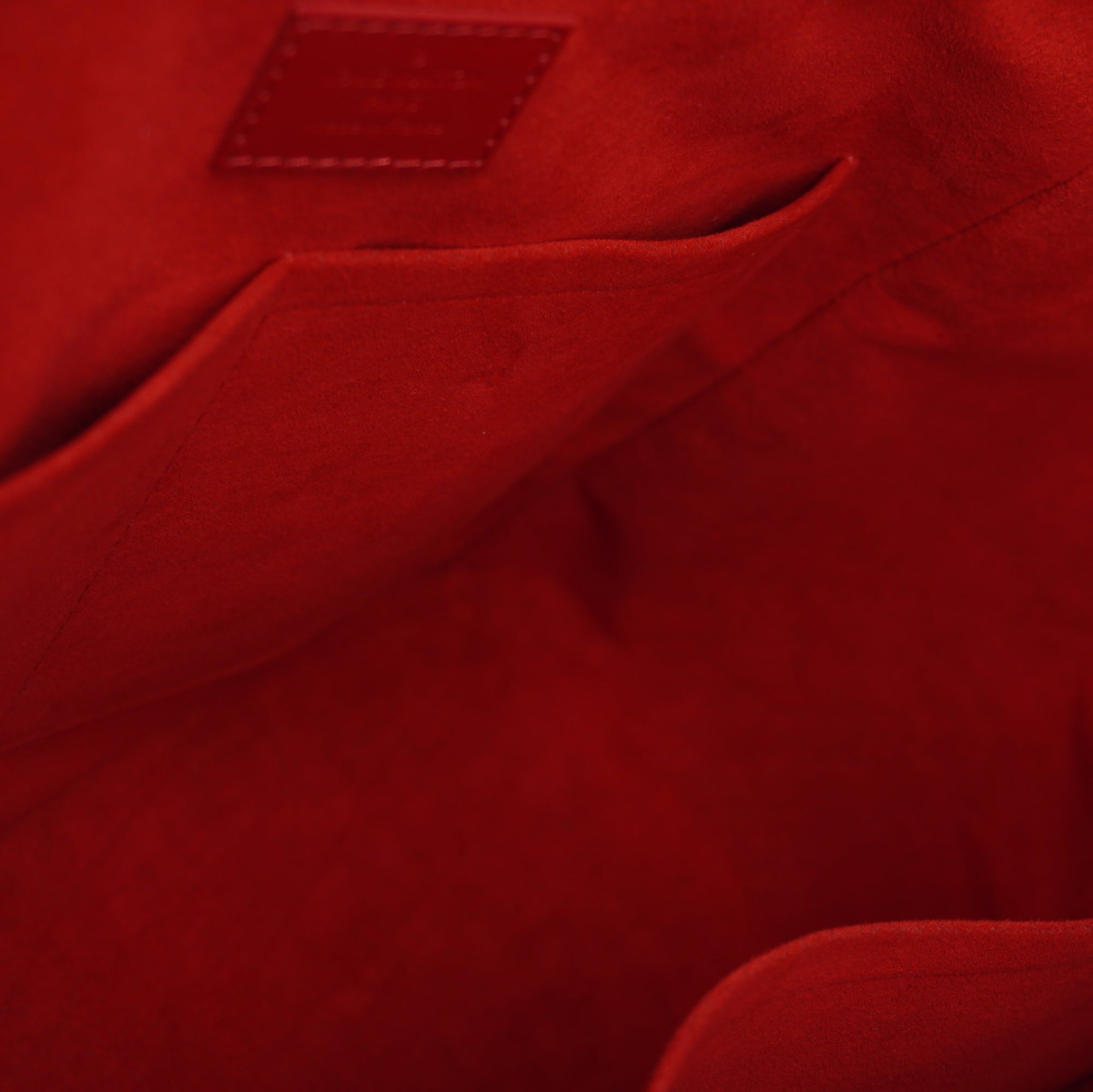 PRE-OWNED LV Damier Canvas Cerise Caissa MM Shoulder Bag