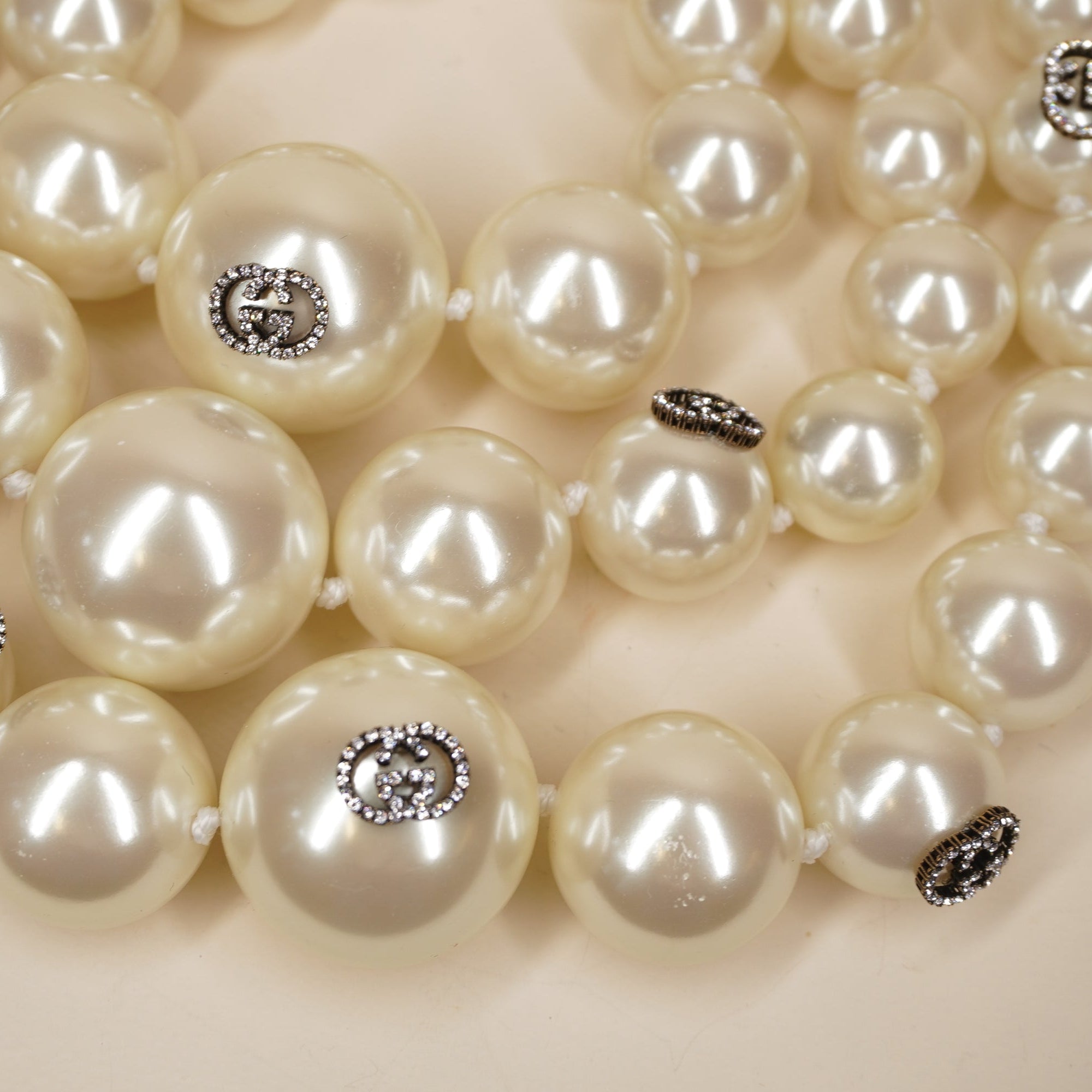 PRE-OWNED Necklace Multi Faux Pearl Hardware Rhinestones Strawberry Interlocking G