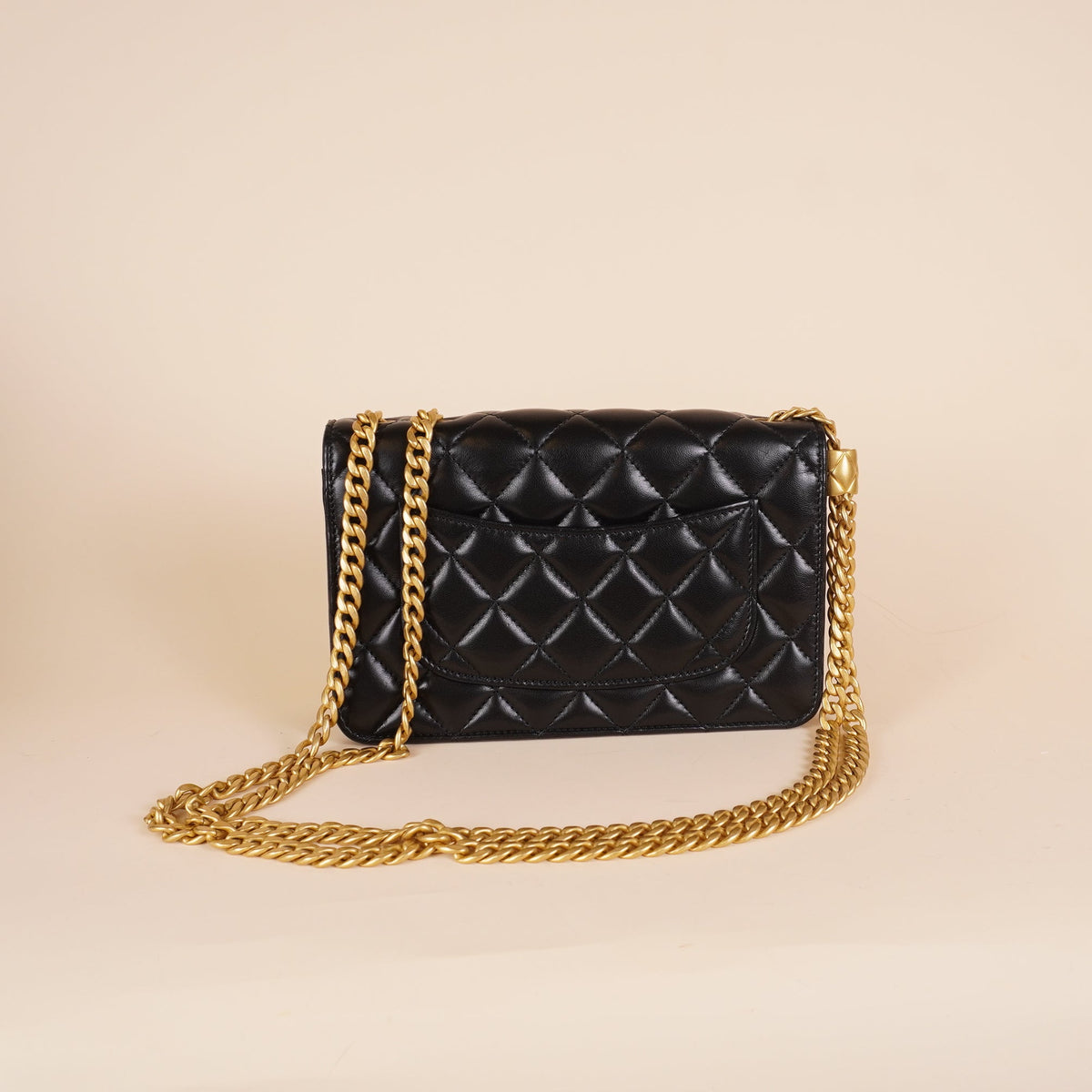 PRE-OWNED CC Lambskin Quilted Pillow Crush Wallet On Chain Black