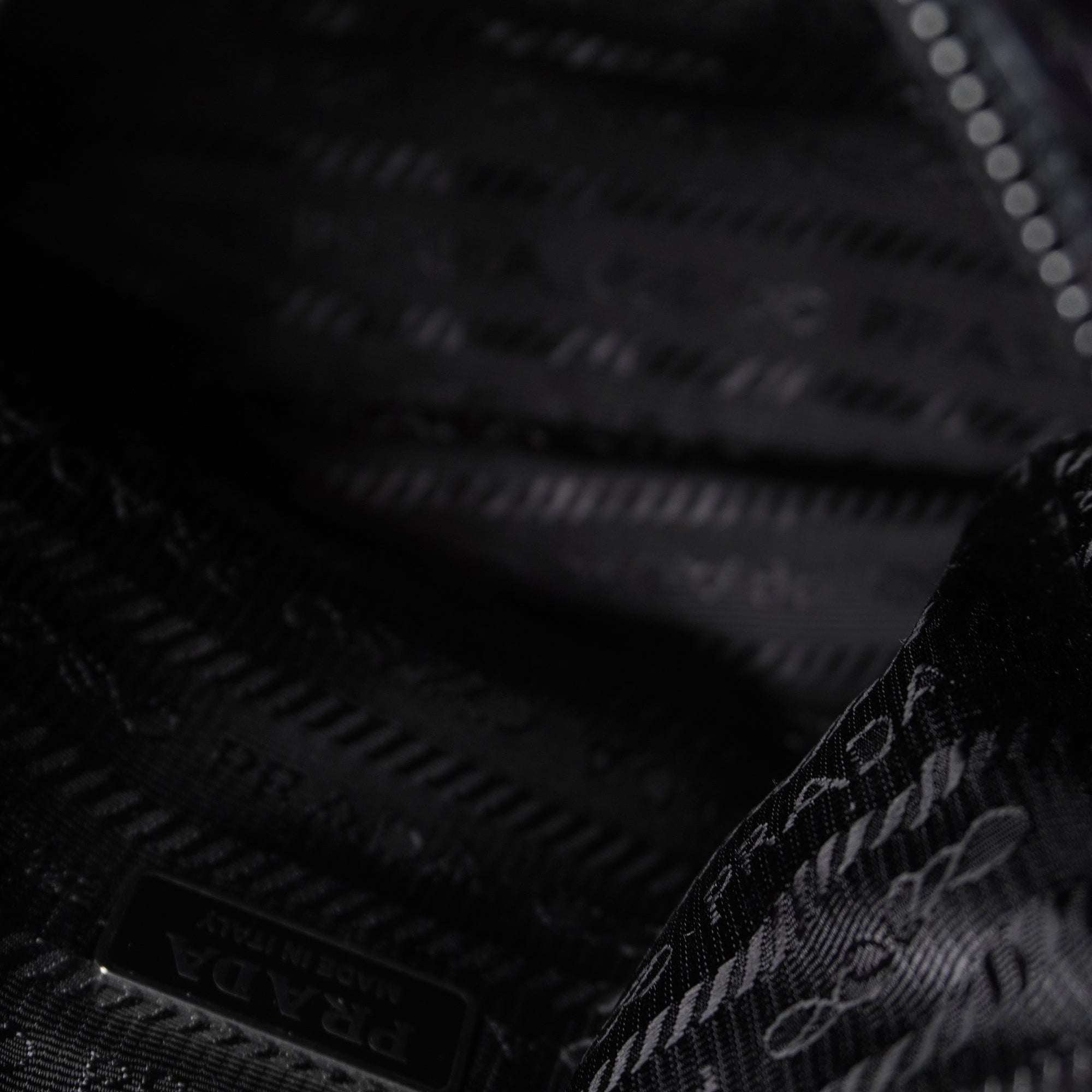 PRE-OWNED Sequin Re-Edition 2000 Shoulder Bag