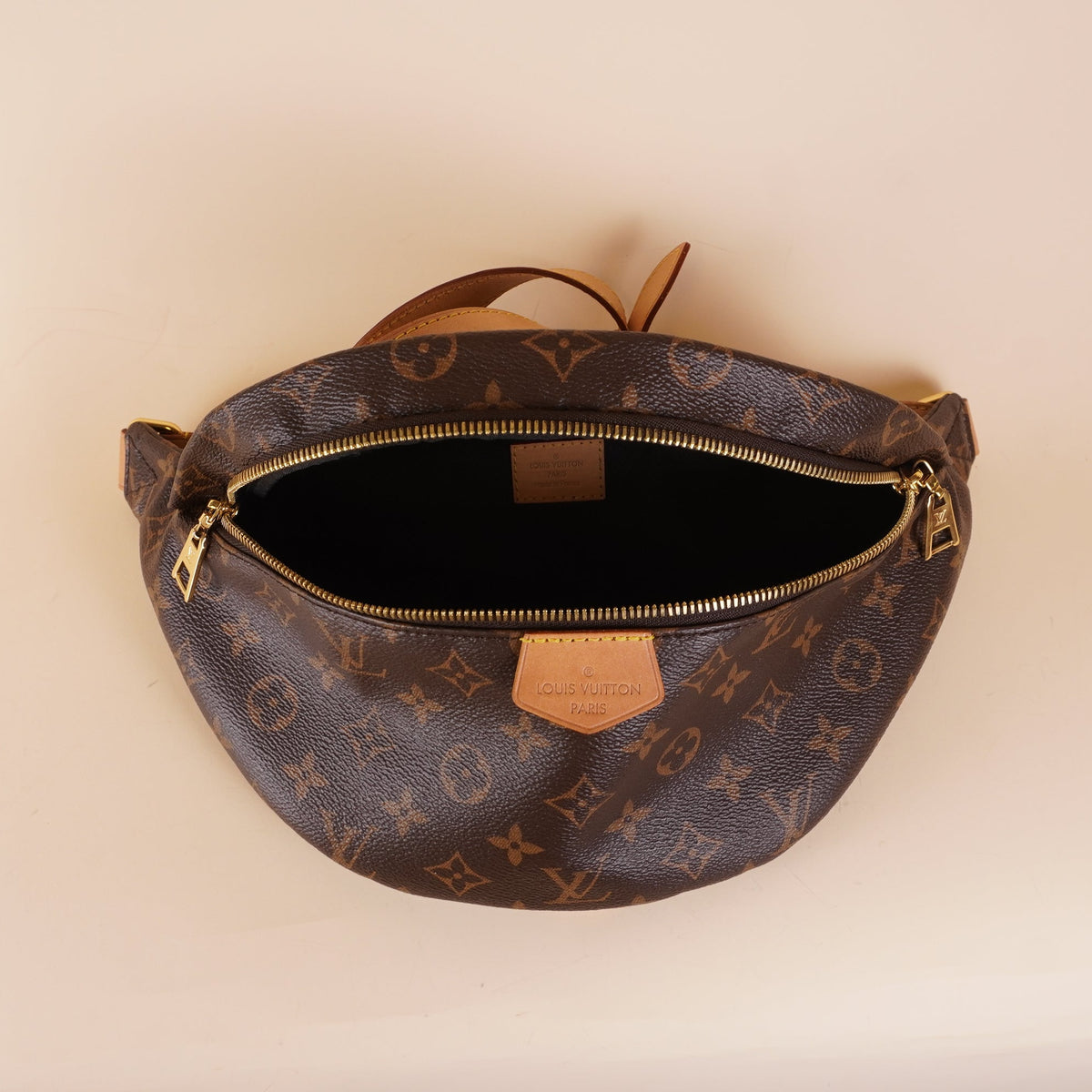 PRE-OWNED LV Monogram Bumbag 