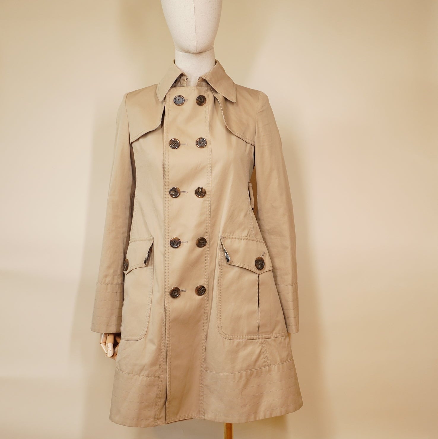 PRE-OWNED BURBERRY Blue Label Coat Double-breasted A-line size 36