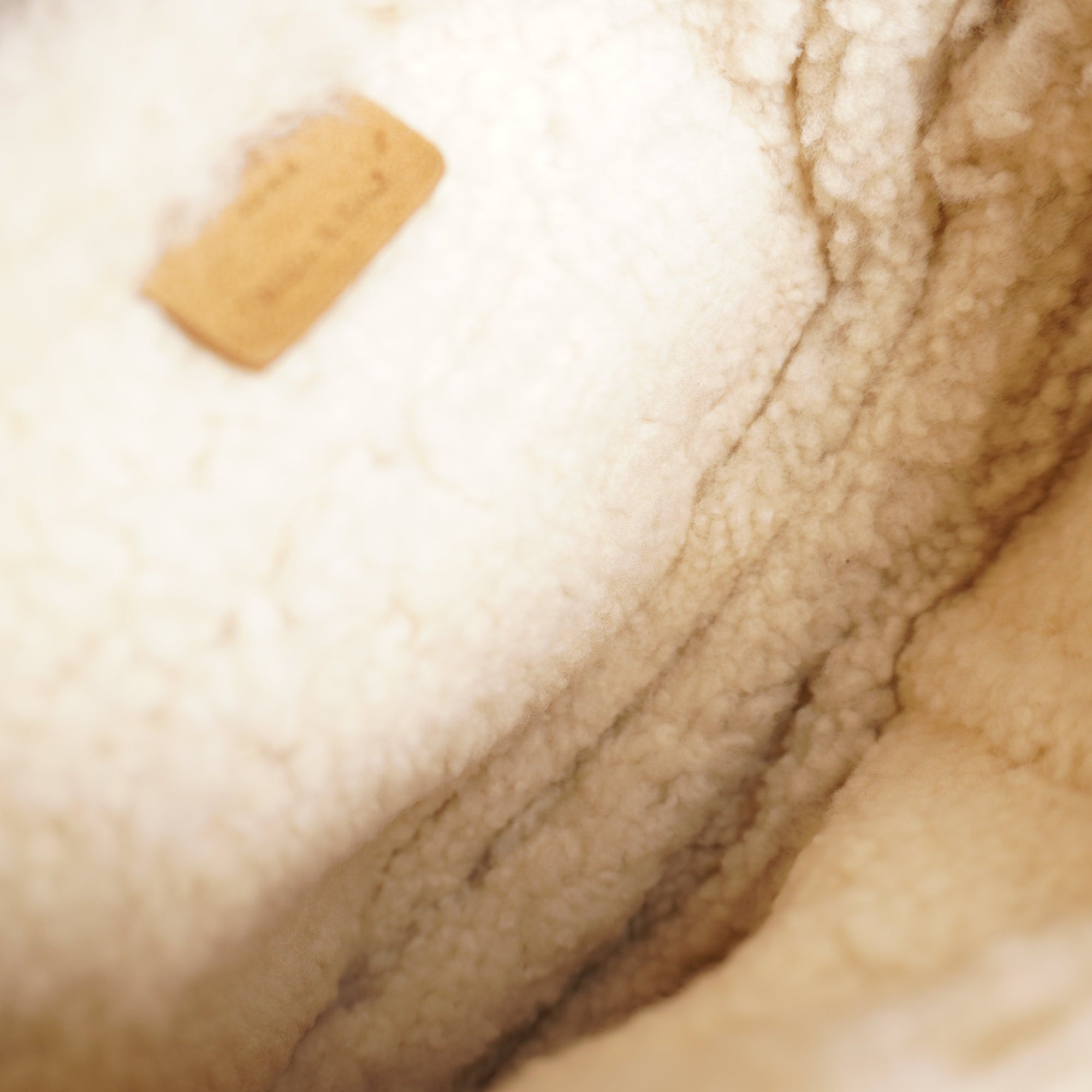 PRE-OWNED Shearling Saddle Camel Medium Shoulder Bag