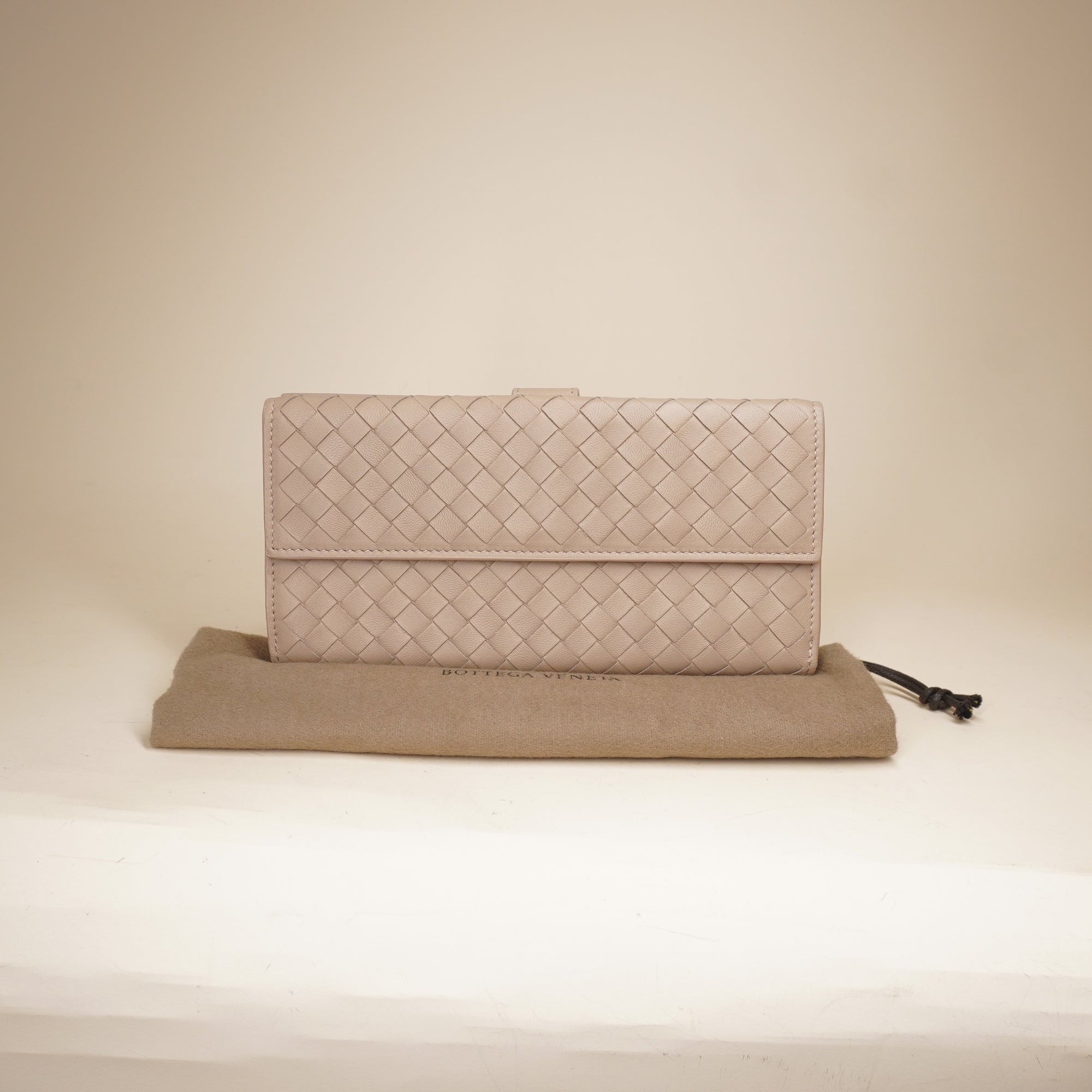 PRE-OWNED Intrecciato Weave Leather Continental Wallet