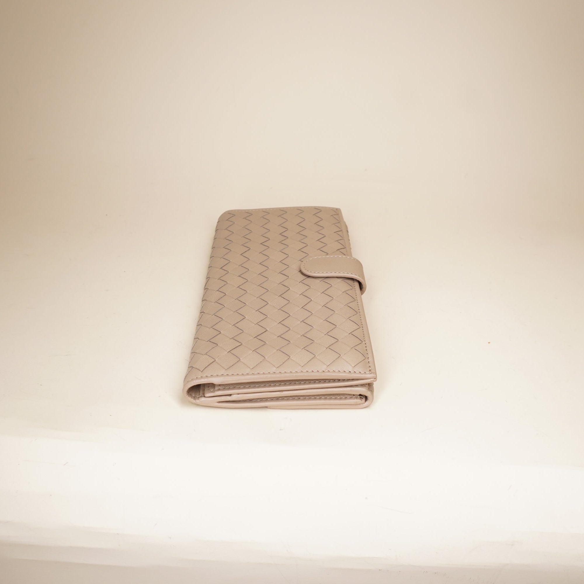 PRE-OWNED Intrecciato Weave Leather Continental Wallet