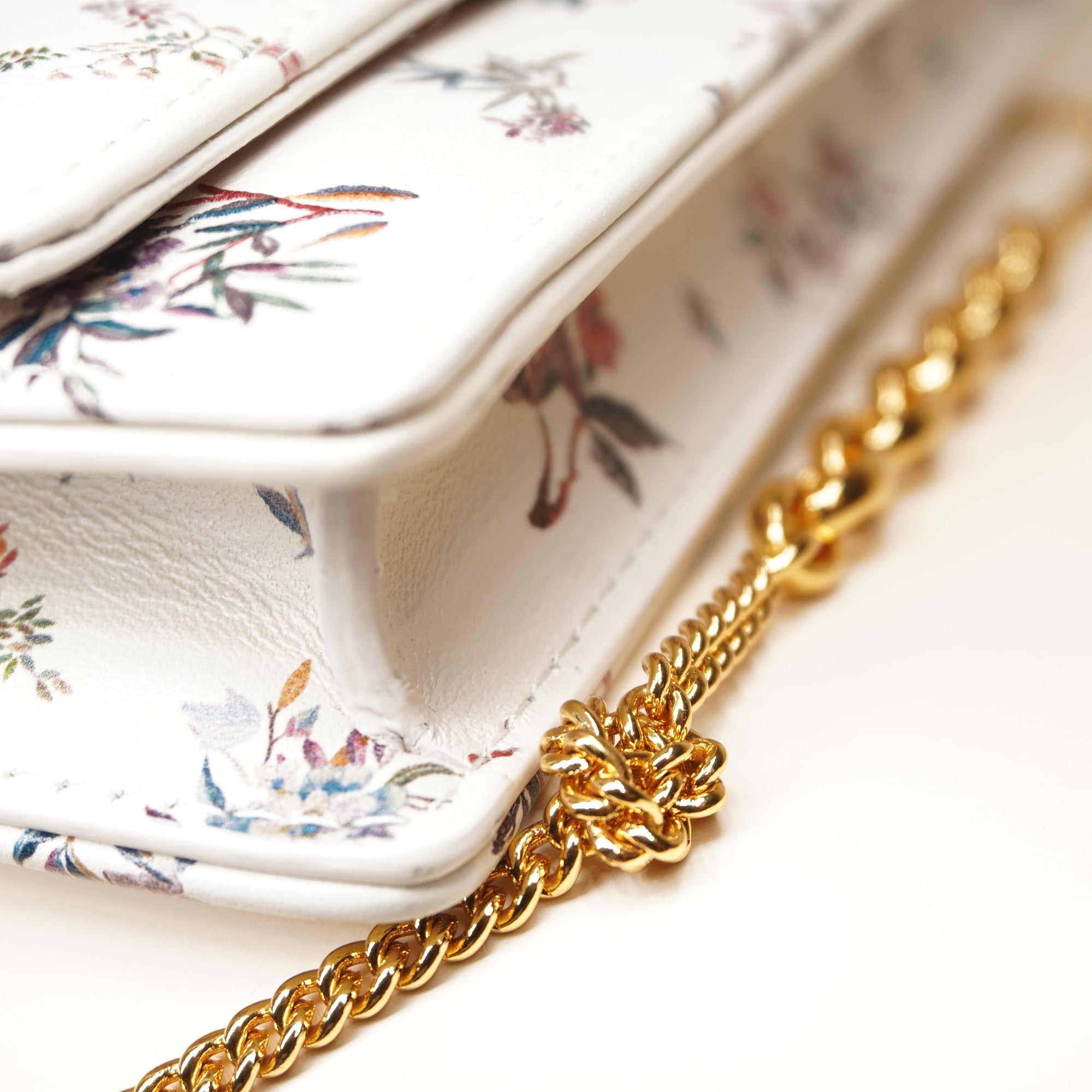 Caro Flower Print Leather Wallet On Chain 