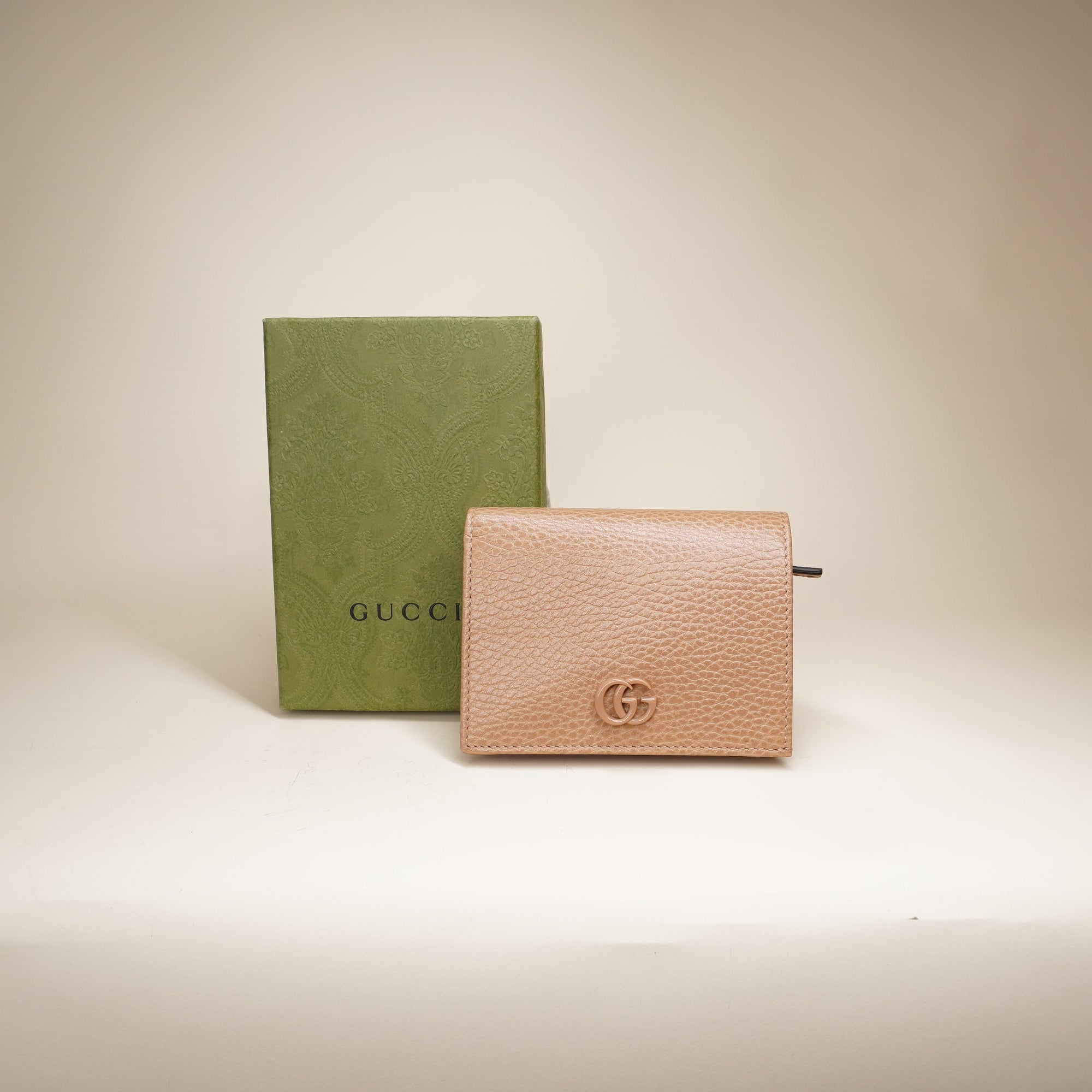 PRE-OWNED Calfskin GG Marmont Card Case Pink