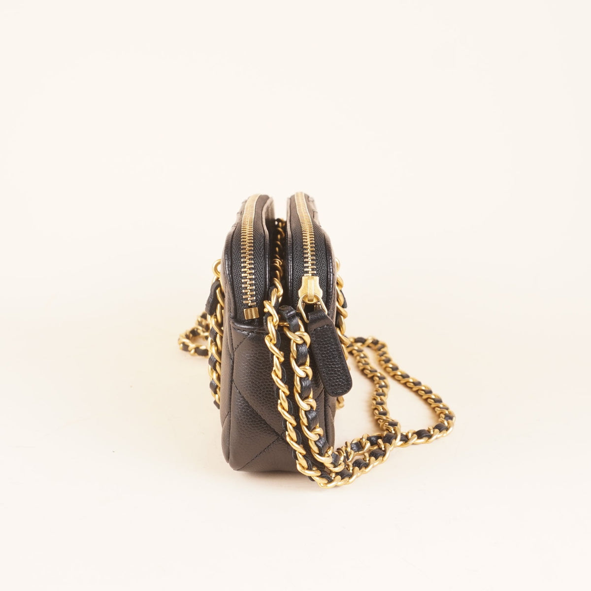 PRE-OWNED CC Black Quilted Phone Holder Medallion Crossbody Bag