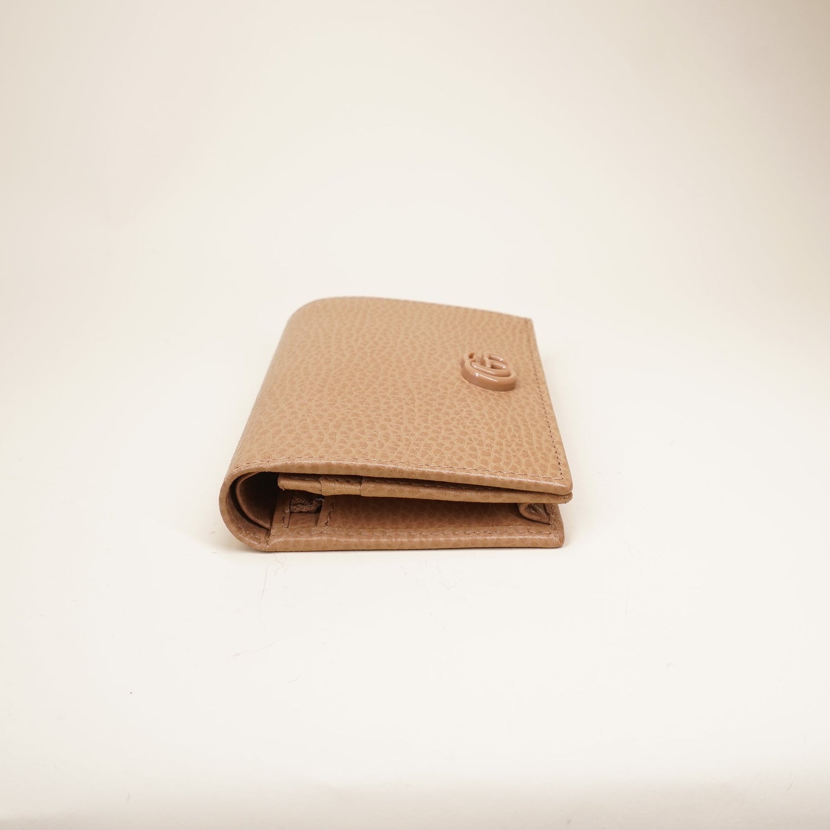 PRE-OWNED Calfskin GG Marmont Card Case Pink