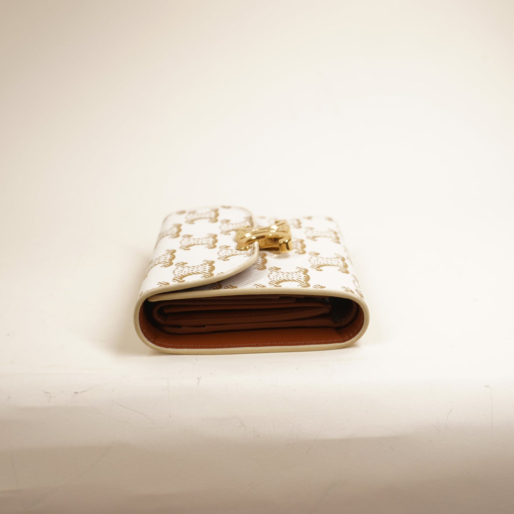 PRE-OWNED Triomphe Canvas Short Wallet