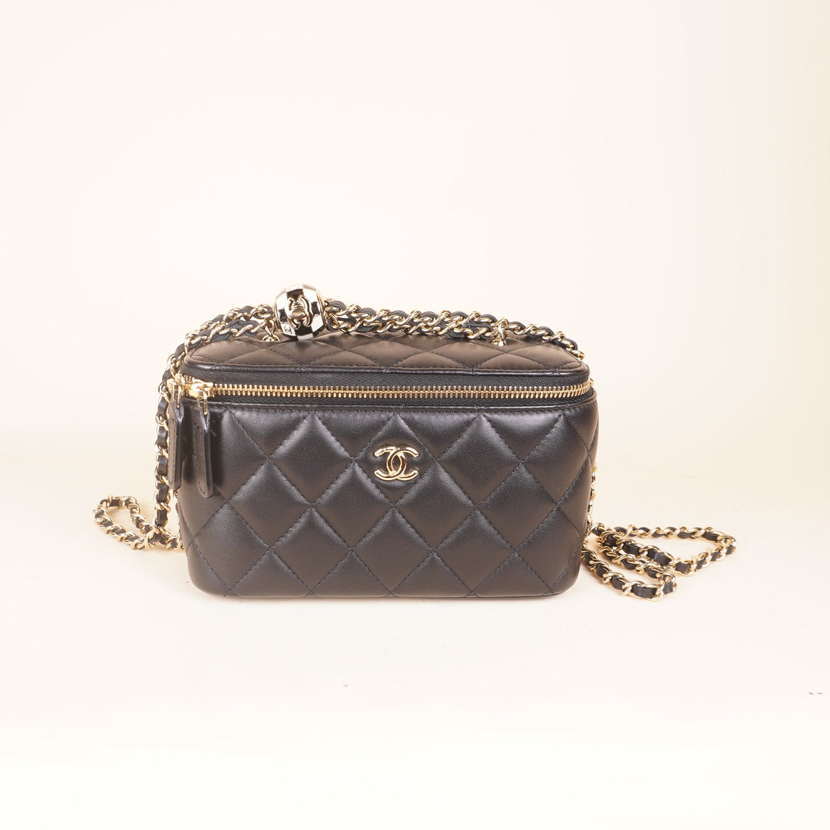 PRE-OWNED CC Black Small Pearl Crush Vanity Case Crossbody Bag