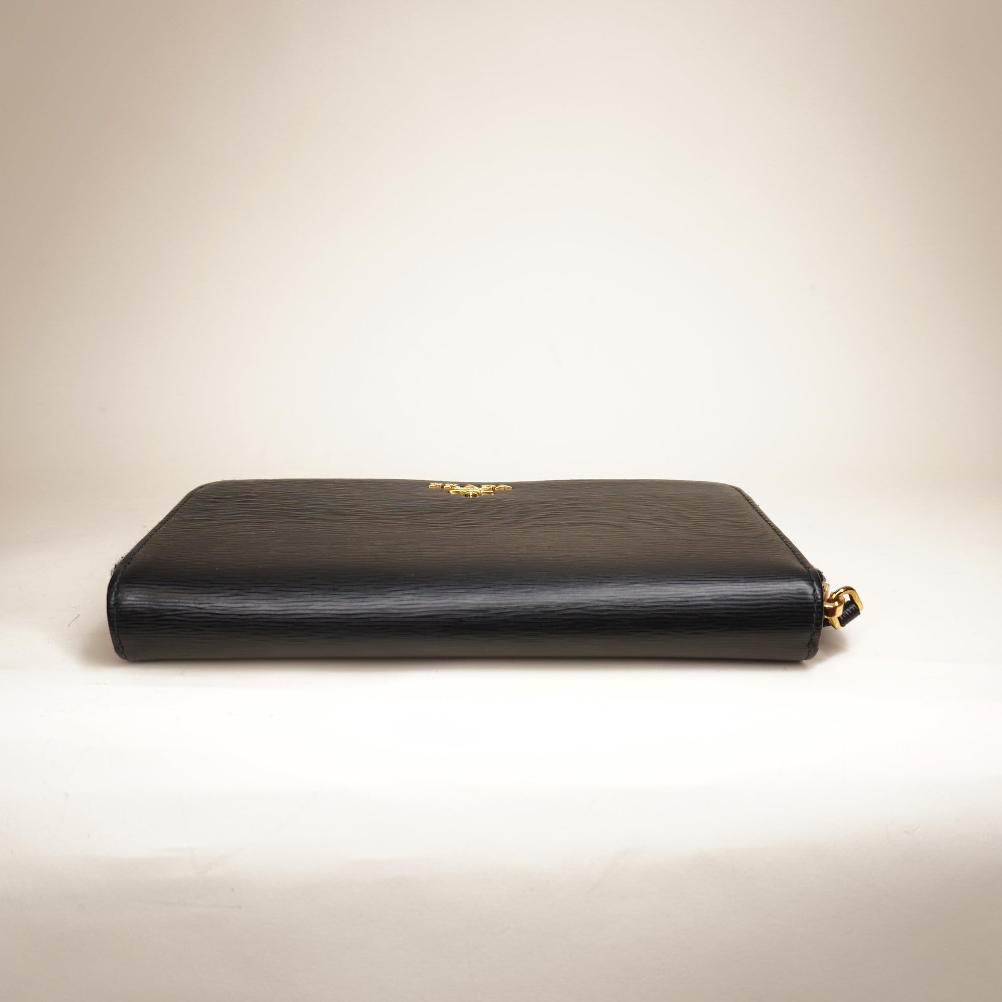 PRE-OWNED Black Vitello Move Zip Around Wallet