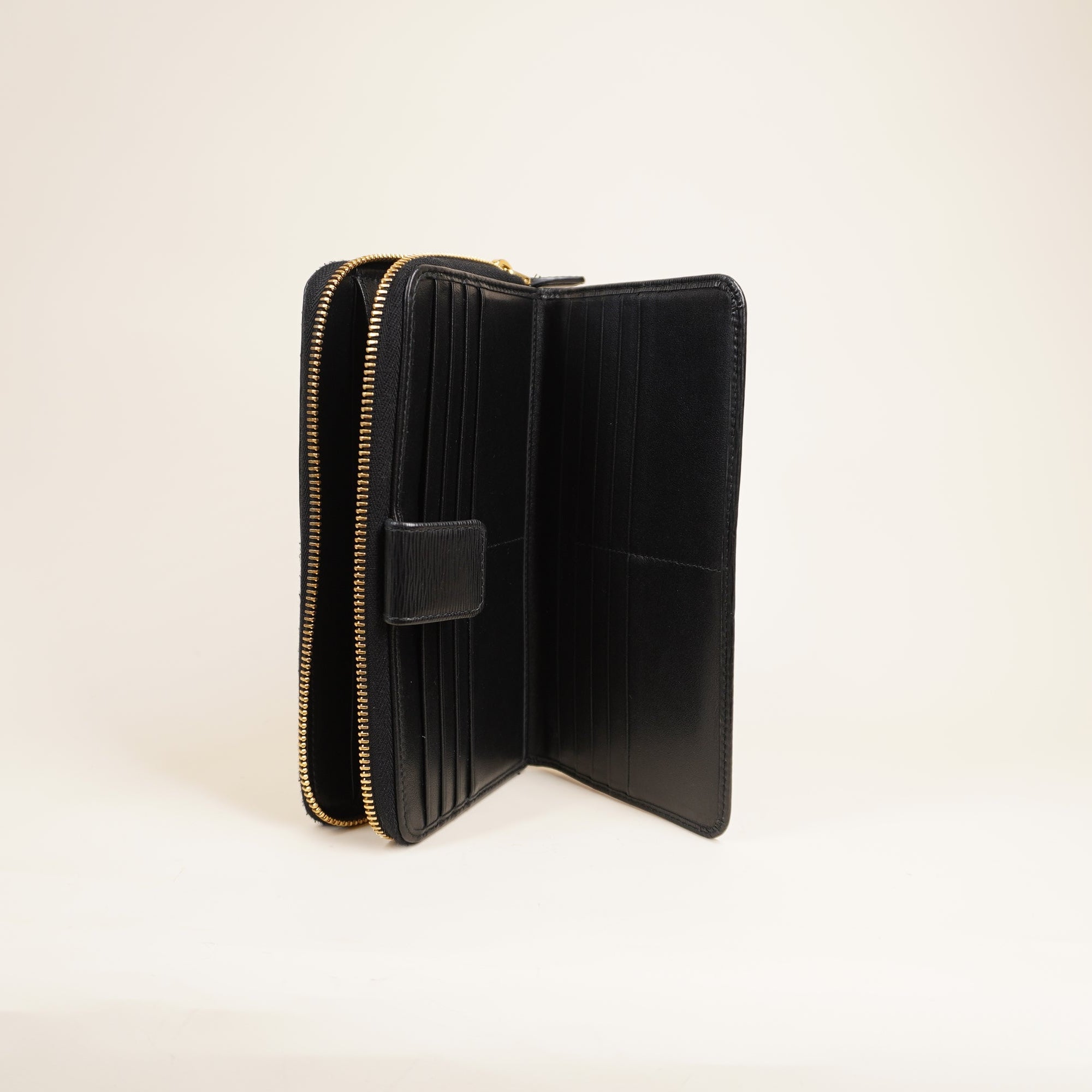 PRE-OWNED Black Vitello Move Zip Around Wallet