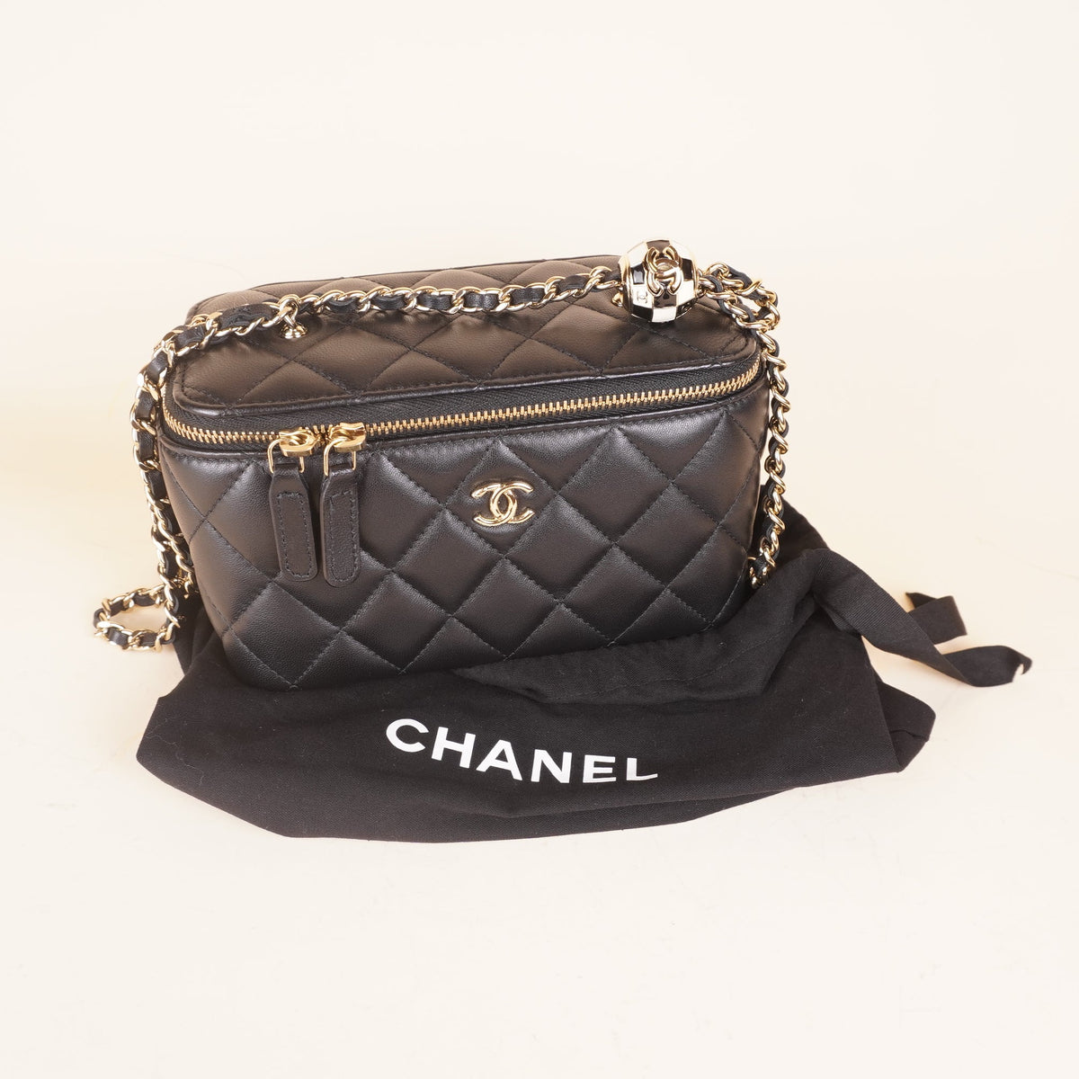 PRE-OWNED CC Black Small Pearl Crush Vanity Case Crossbody Bag
