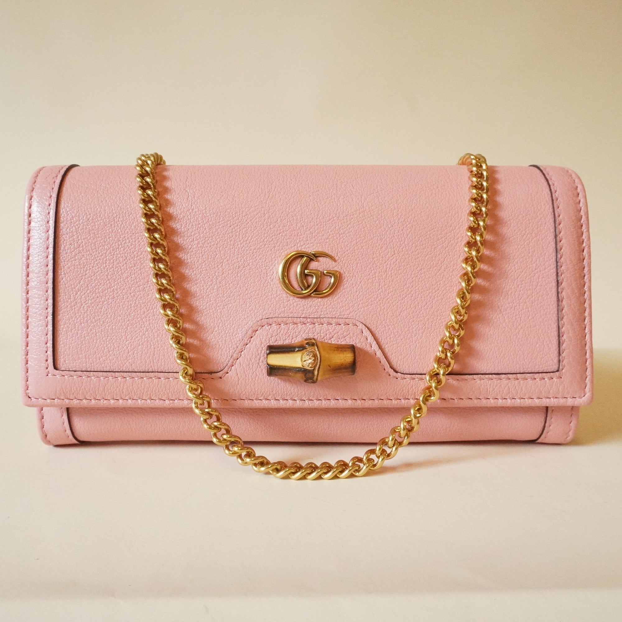 PRE-OWNED Wonka Grain Calfskin Diana Chain Wallet Wild Rose Shoulder Bag