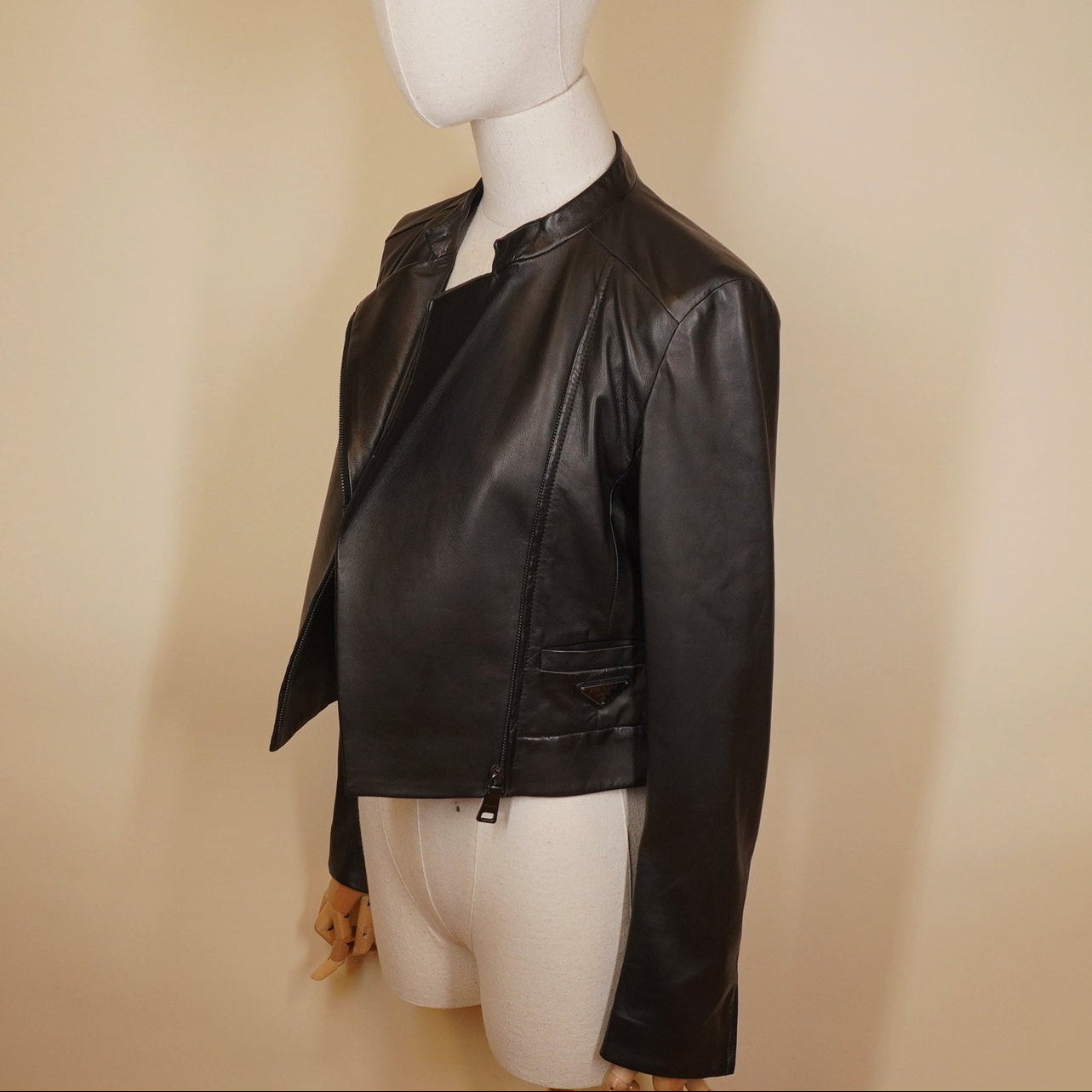 PRE-OWNED PRADA Rider Jacket Size 40 M Women's Black Lambskin