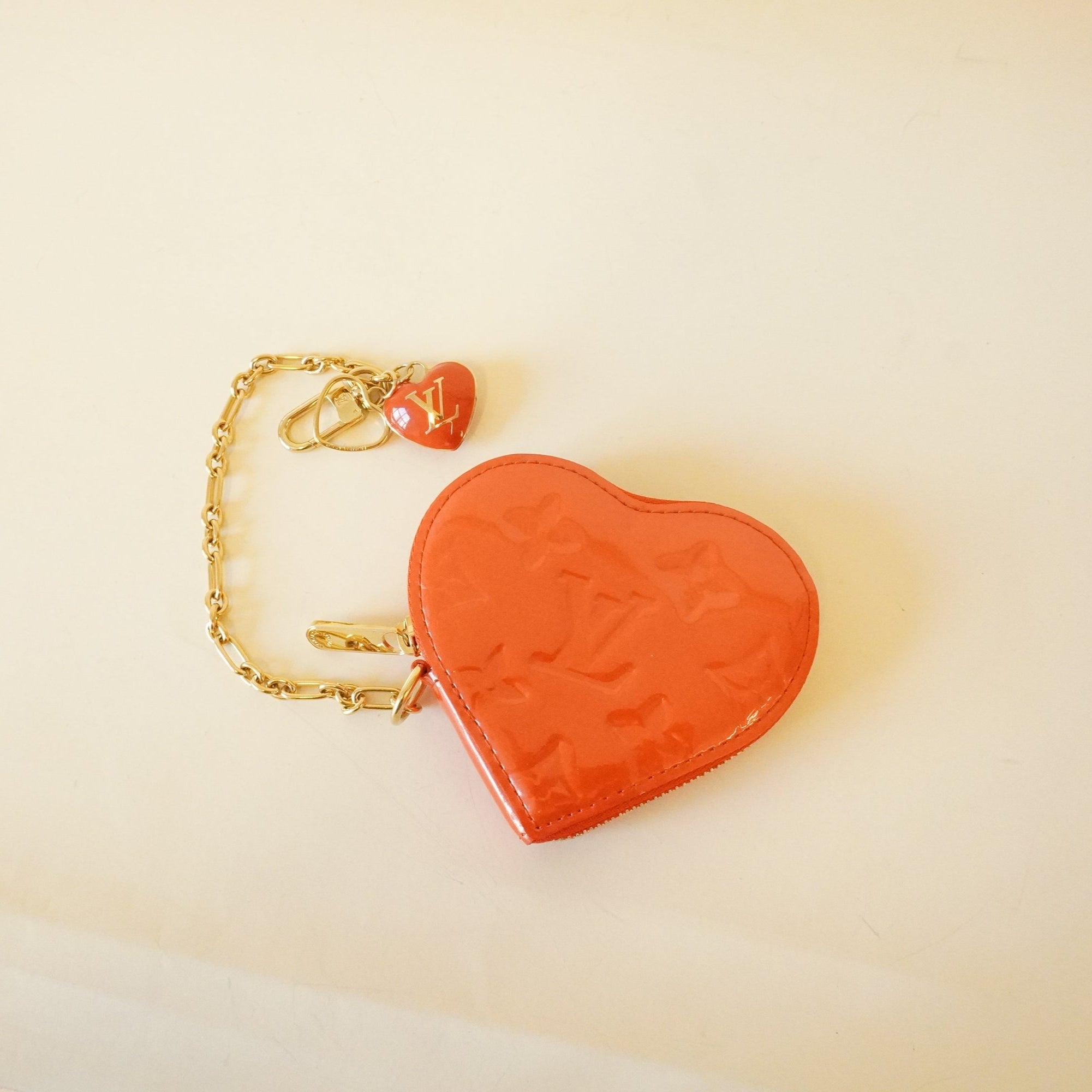 PRE-OWNED LV Vernis Heart Coin Purse Red Sunset