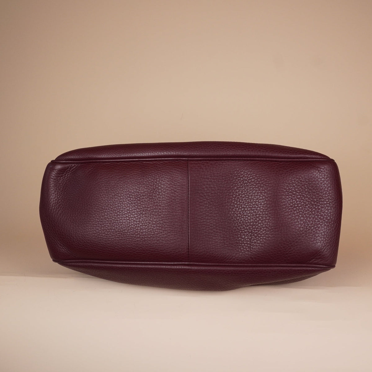 PRE-OWNED GG Burgundy Pebbled Leather Soho Chain Large Shoulder Bag