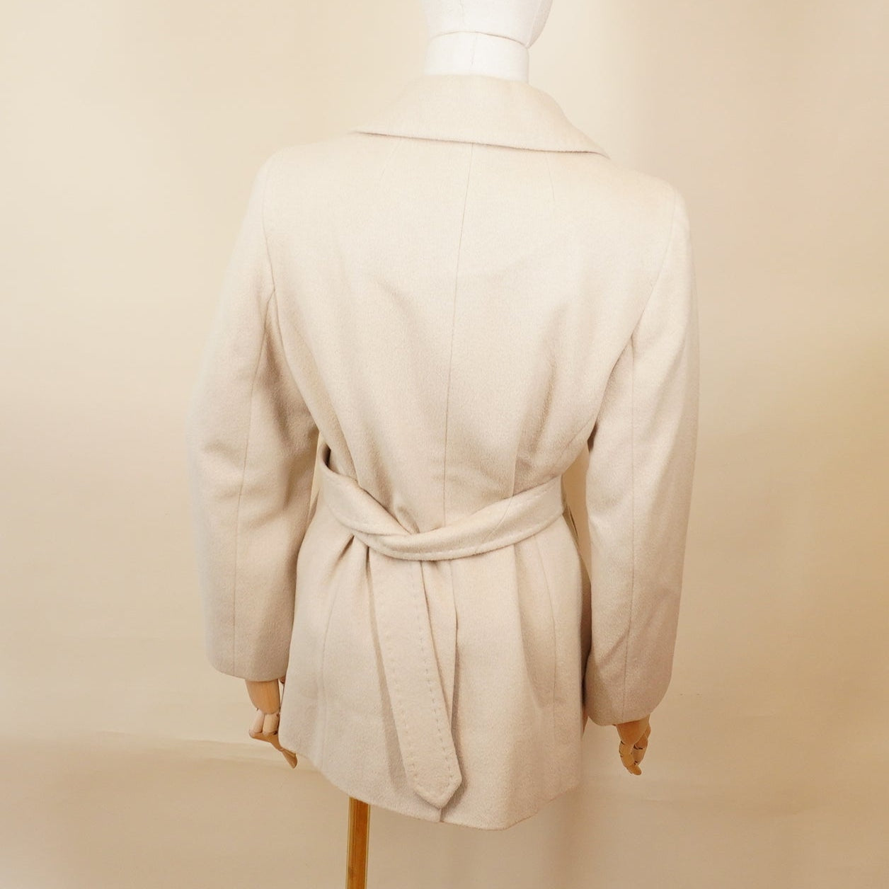 PRE-OWNED Burberry LONDON Coat Beige Women's S