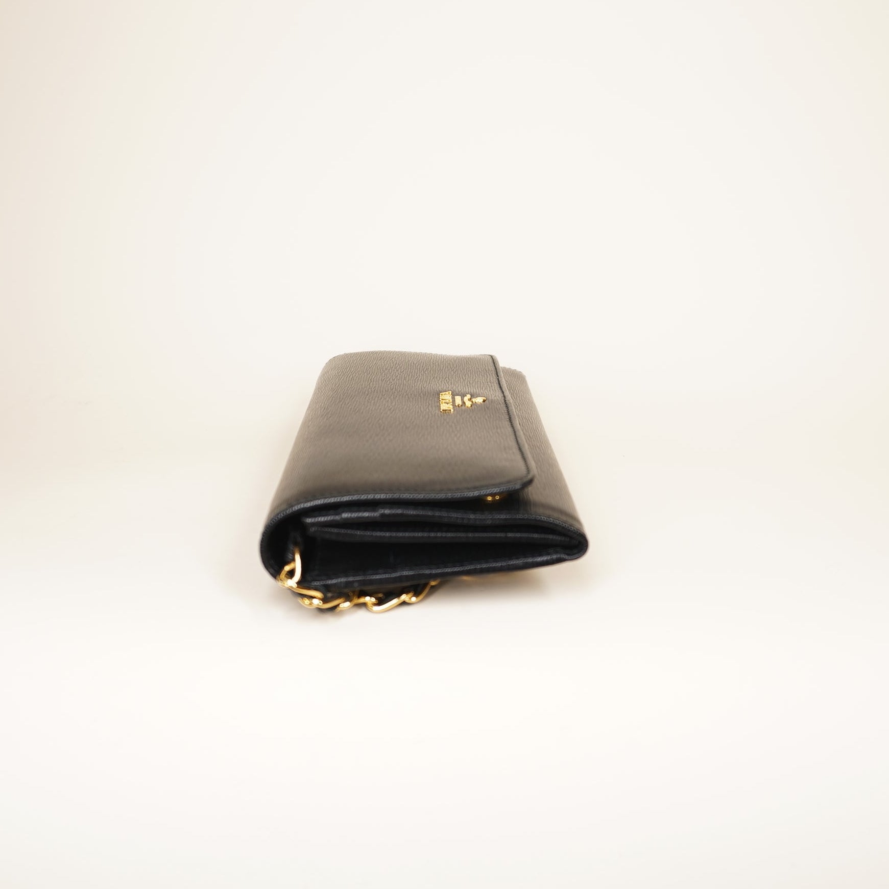 PRE-OWNED Black Wallet on Chain Vitello Move Crossbody Bag