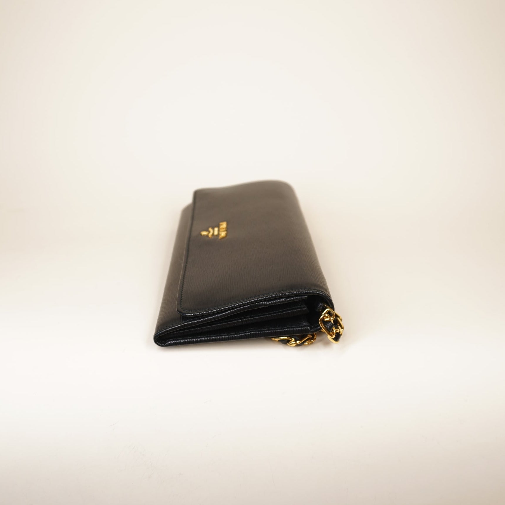 PRE-OWNED Black Wallet on Chain Vitello Move Crossbody Bag