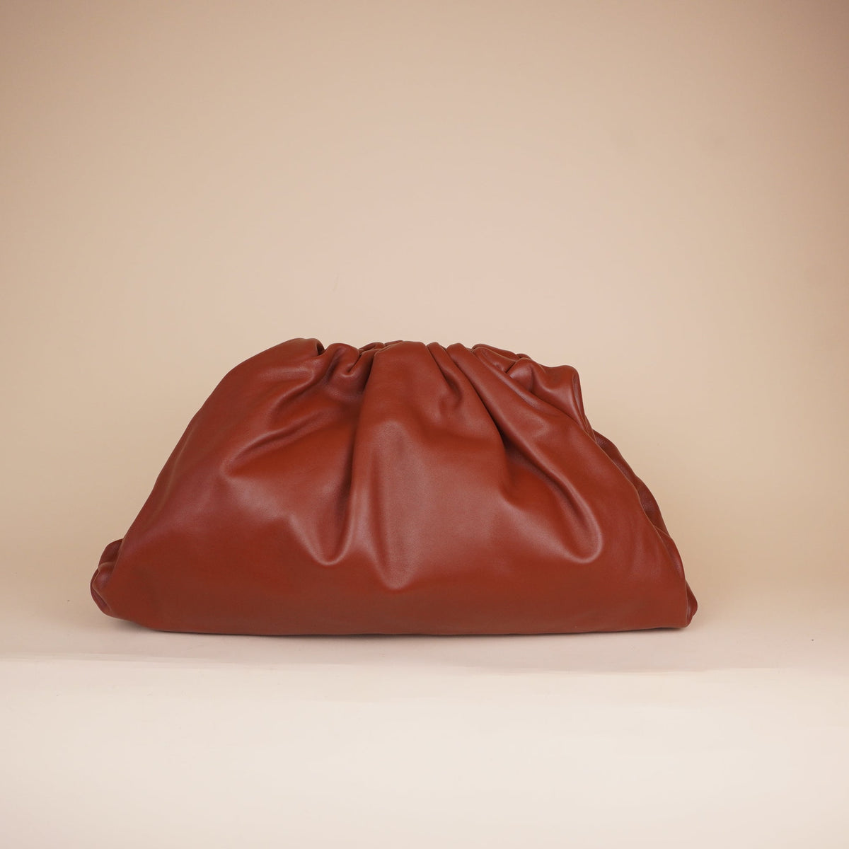 PRE-OWNED The Chain Pouch Calfskin Leather Shoulder Bag