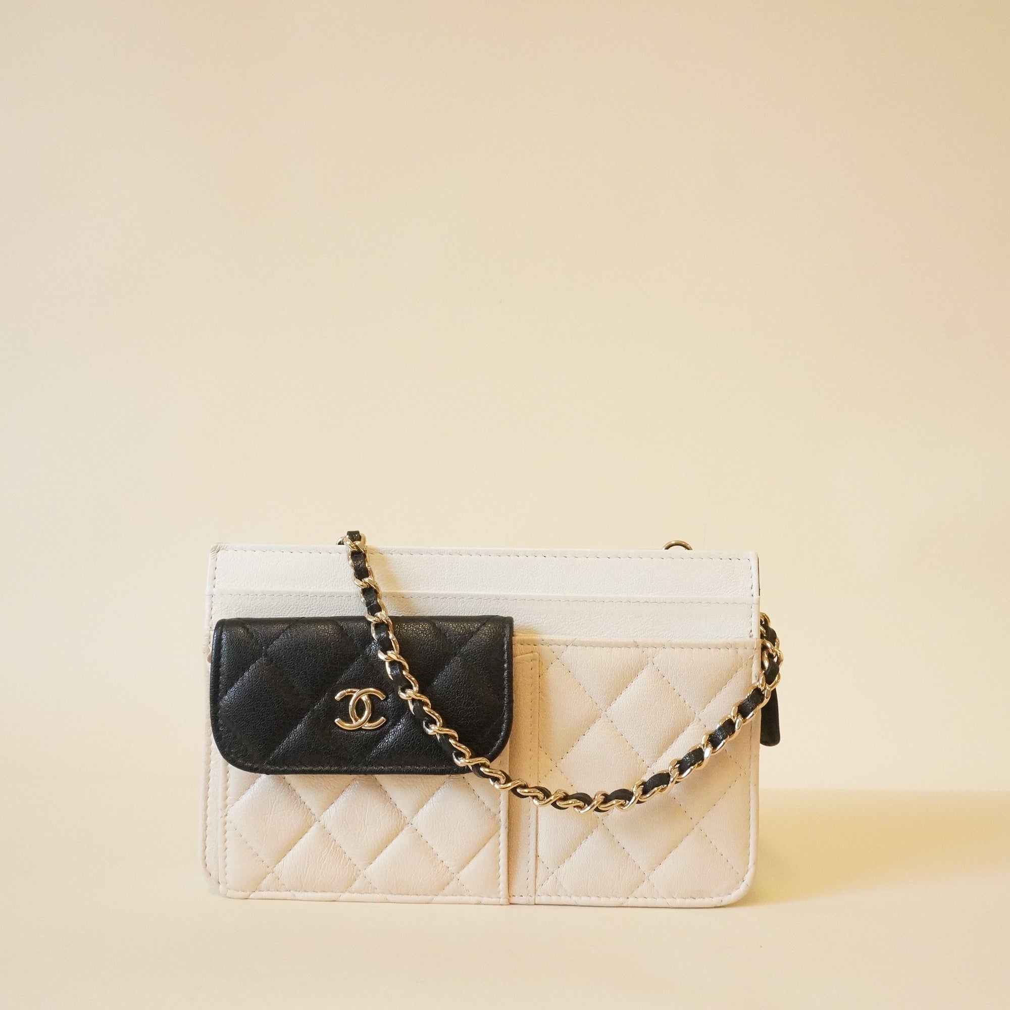 PRE-OWNED CC Tricolor Quilted Goatskin CC Multi-Pocket Wallet on Chain