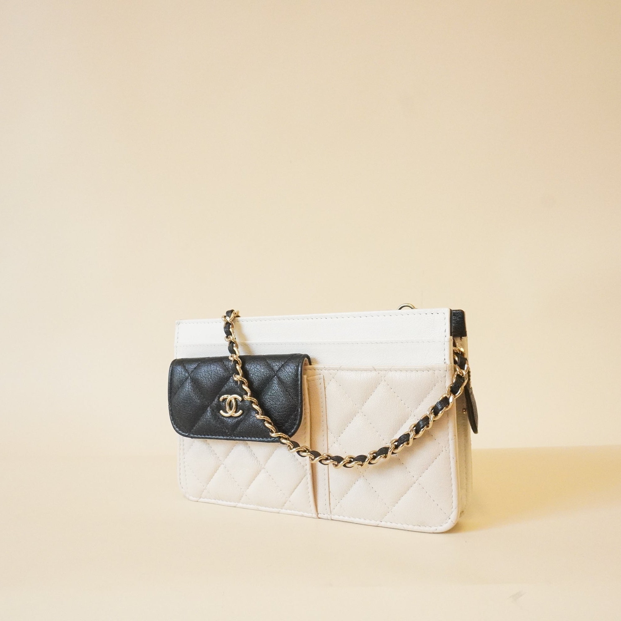 PRE-OWNED CC Tricolor Quilted Goatskin CC Multi-Pocket Wallet on Chain