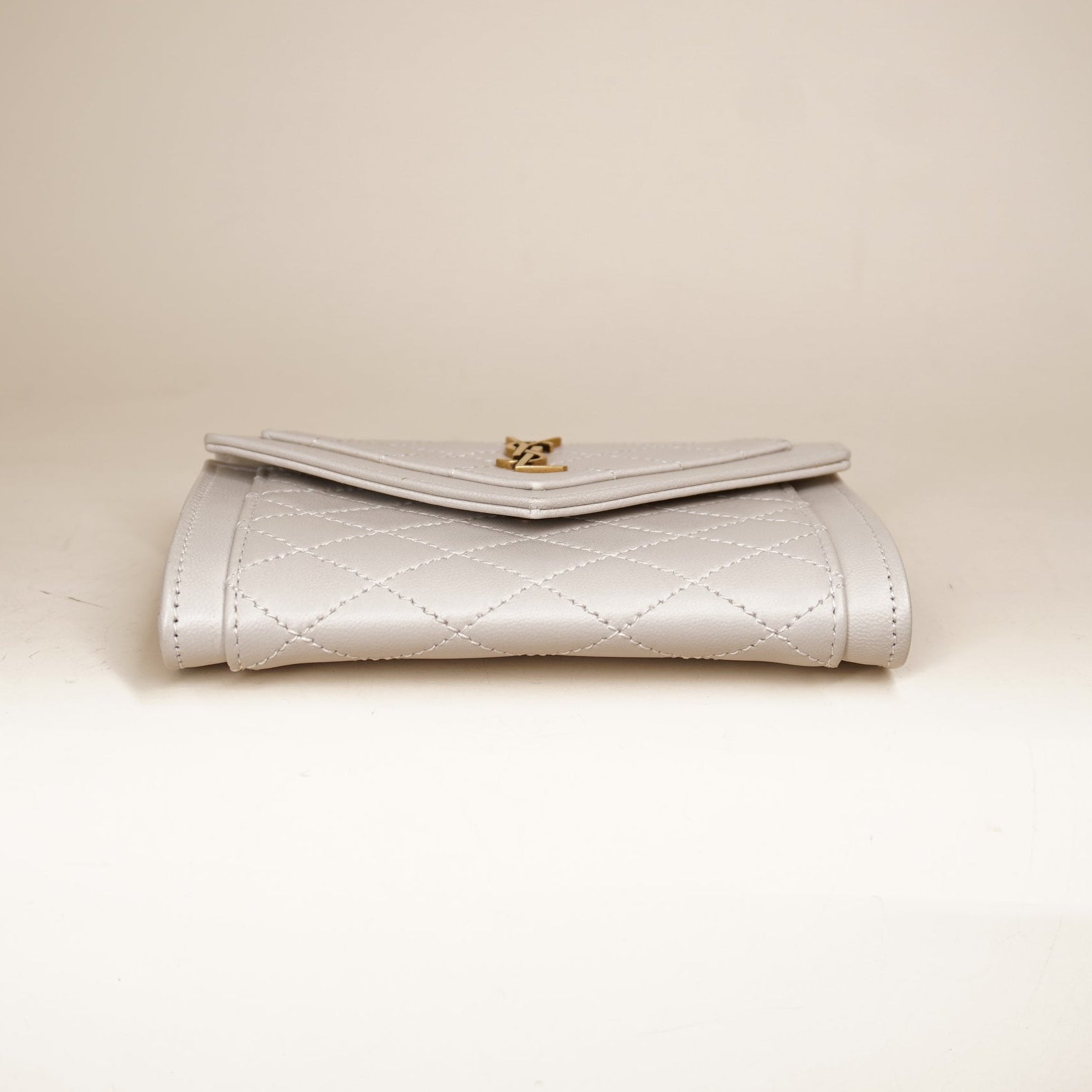 PRE-OWNED Cream Quilted Leather Gaby Compact Card Case Wallet