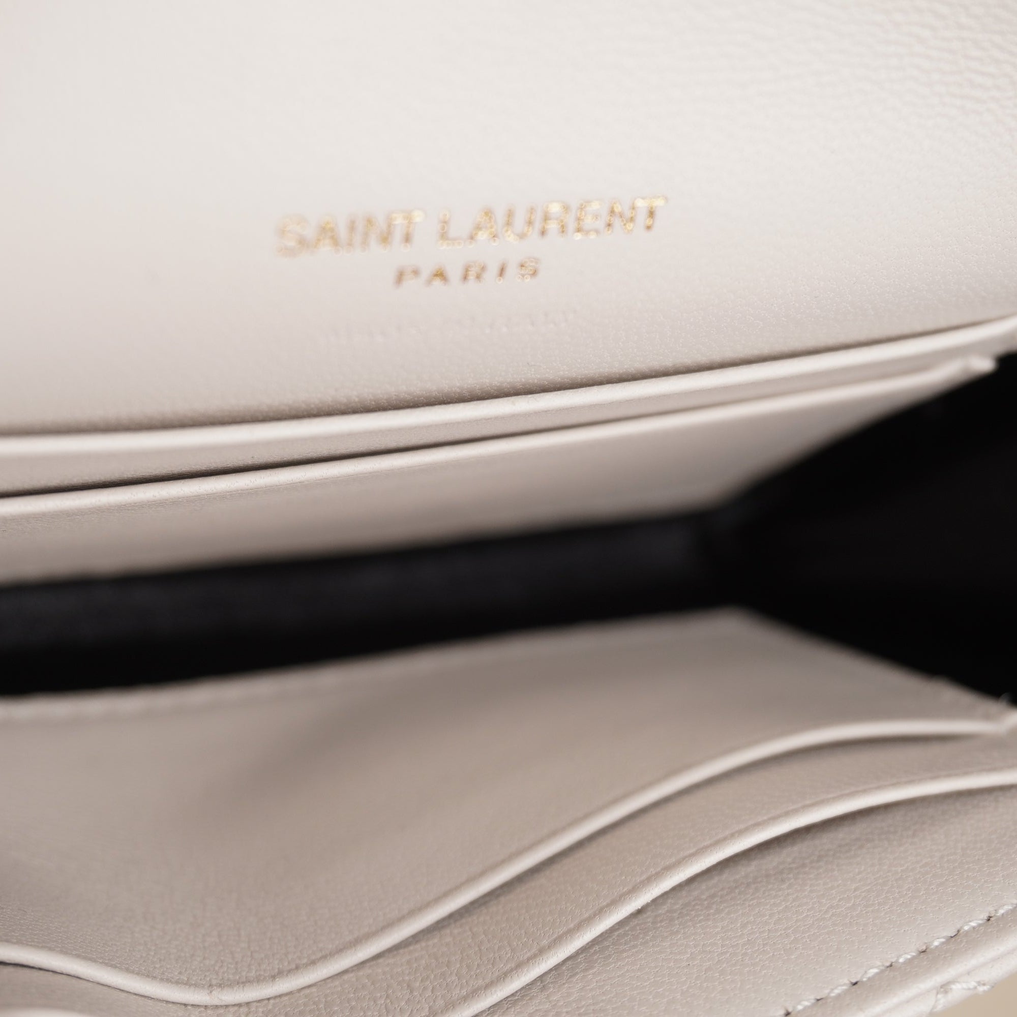 PRE-OWNED Cream Quilted Leather Gaby Compact Card Case Wallet