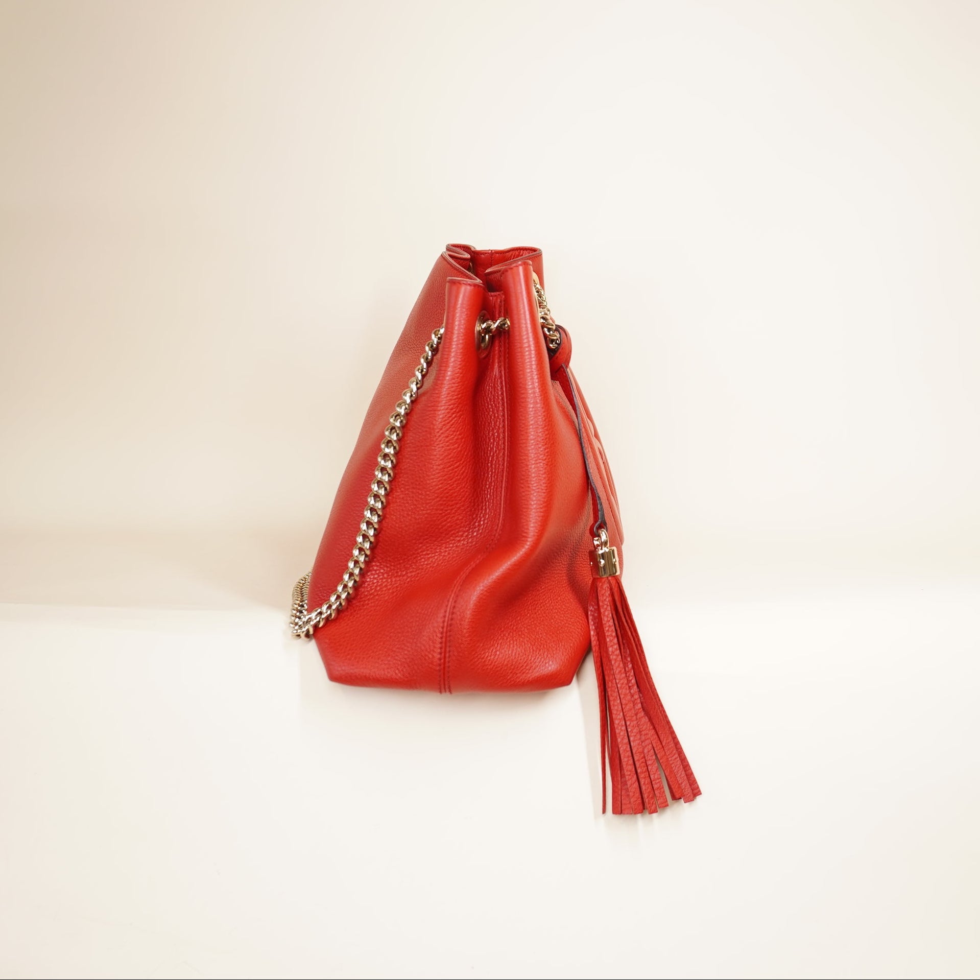 PRE-OWNED GG Cellarius Calfskin Medium Soho Chain Shoulder Bag Red