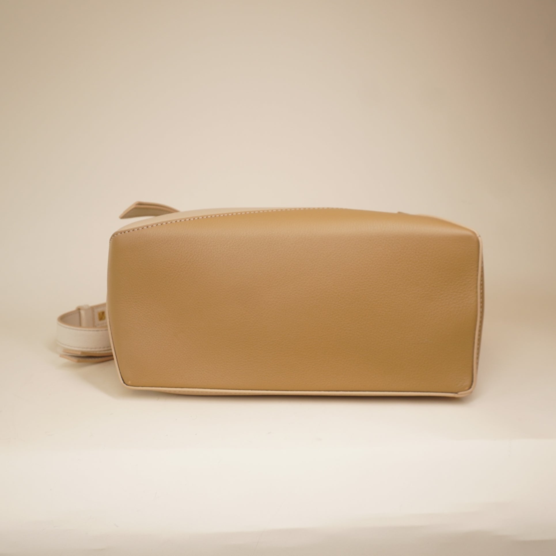 PRE-OWNED Small Leather Puzzle Edge Shoulder Bag