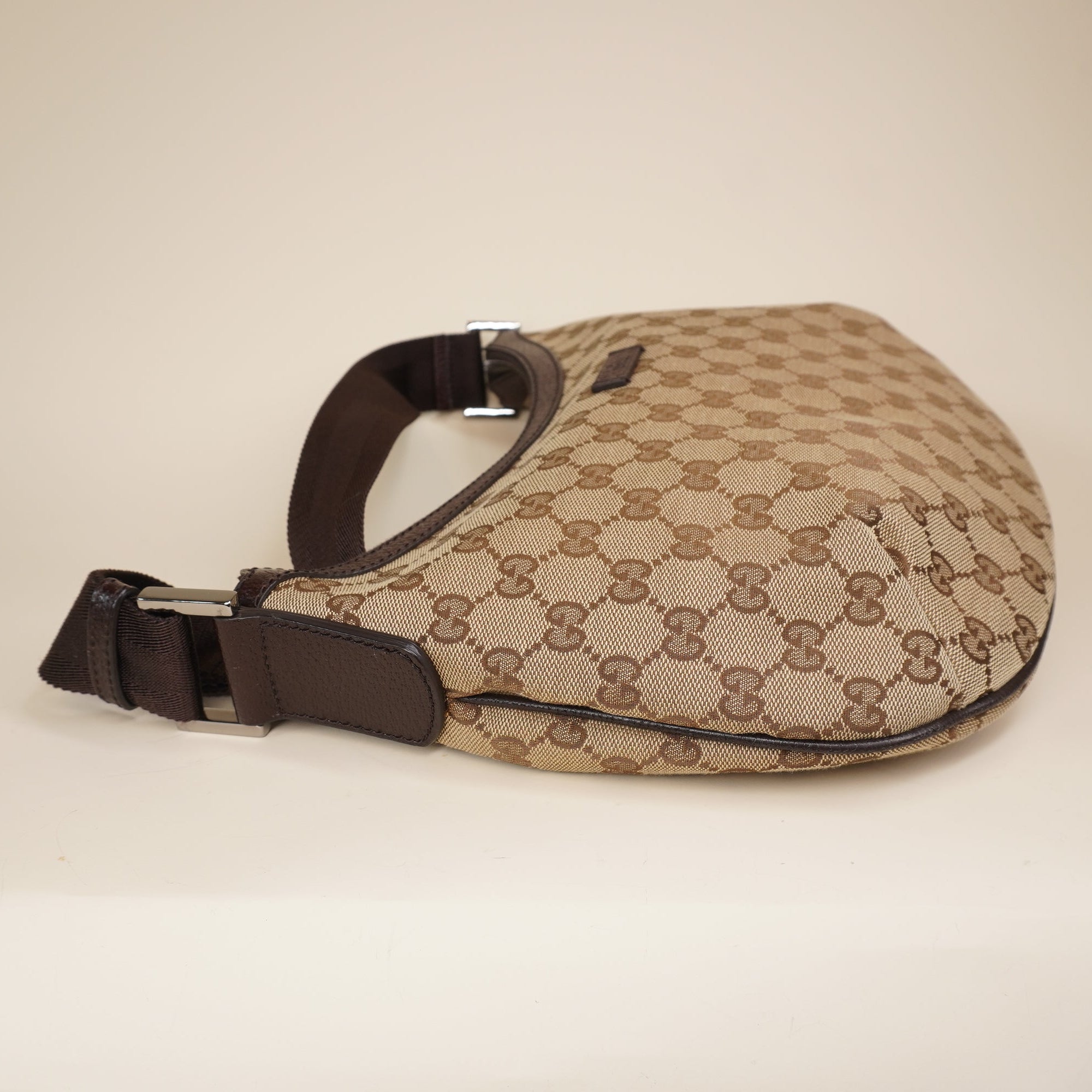 PRE-OWNED GG Half Moon Crossbody GG Canvas Medium Shoulder Bag