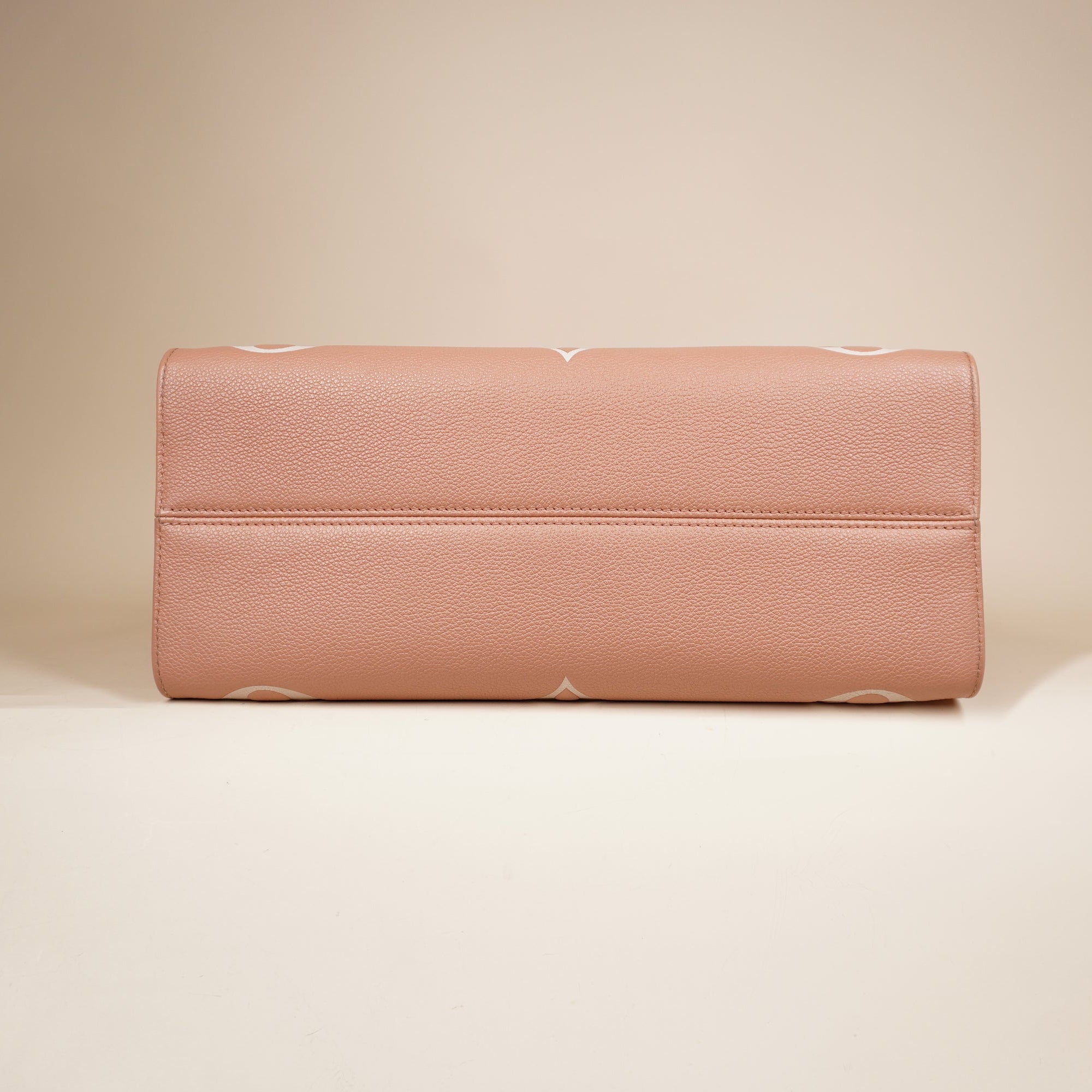 PRE-OWNED Pink Monogram On the Go MM Shoulder Bag