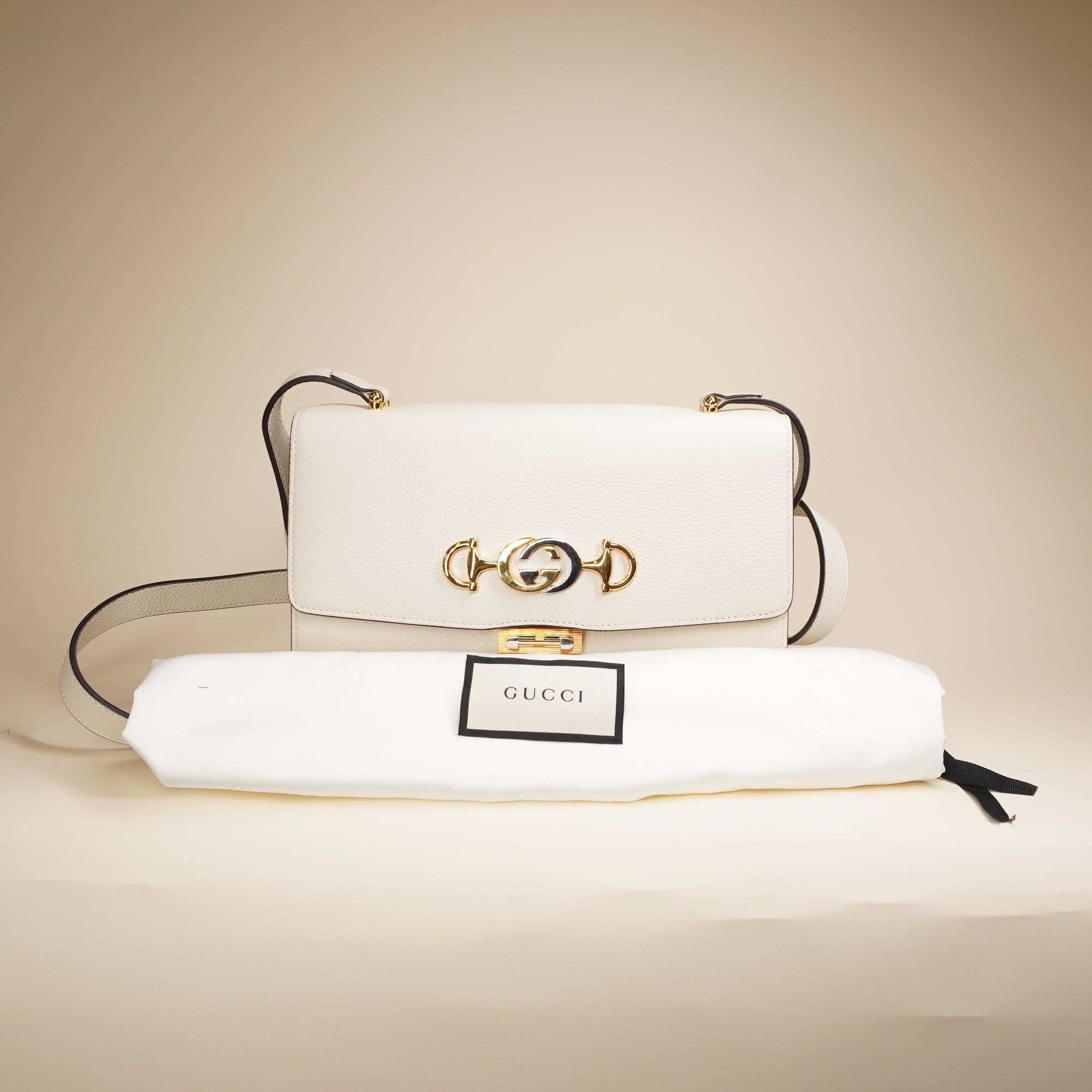 PRE-OWNED White Zummi Lether Crossbody Bag