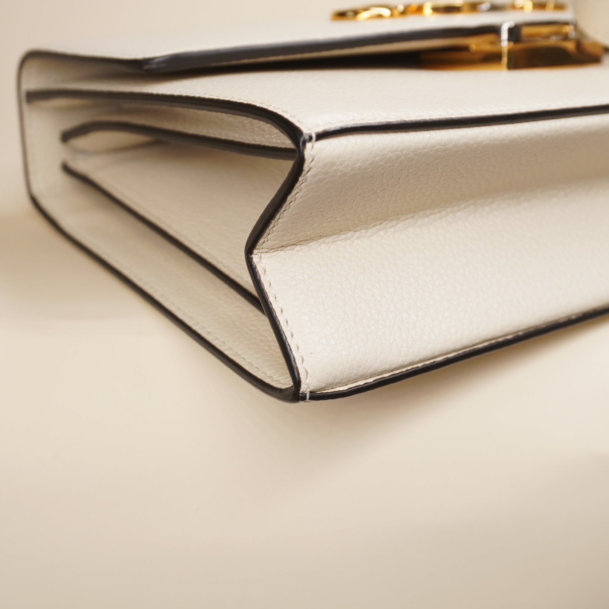 PRE-OWNED White Zummi Lether Crossbody Bag