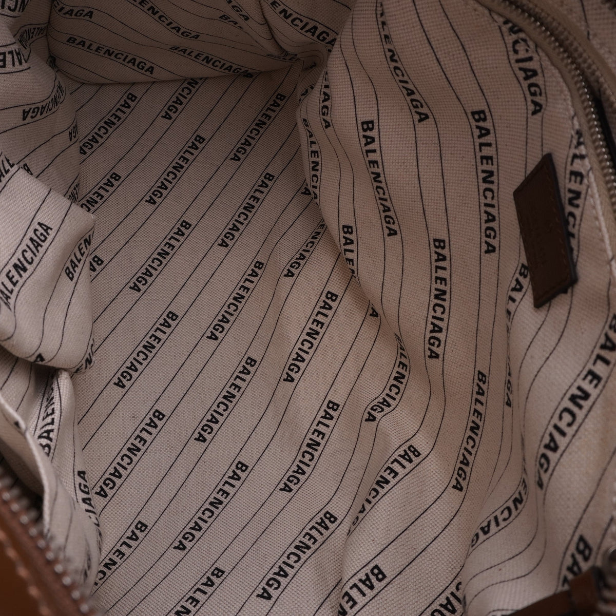 PRE-OWNED The Hacker Project GG Canvas Neo Classic City Bag