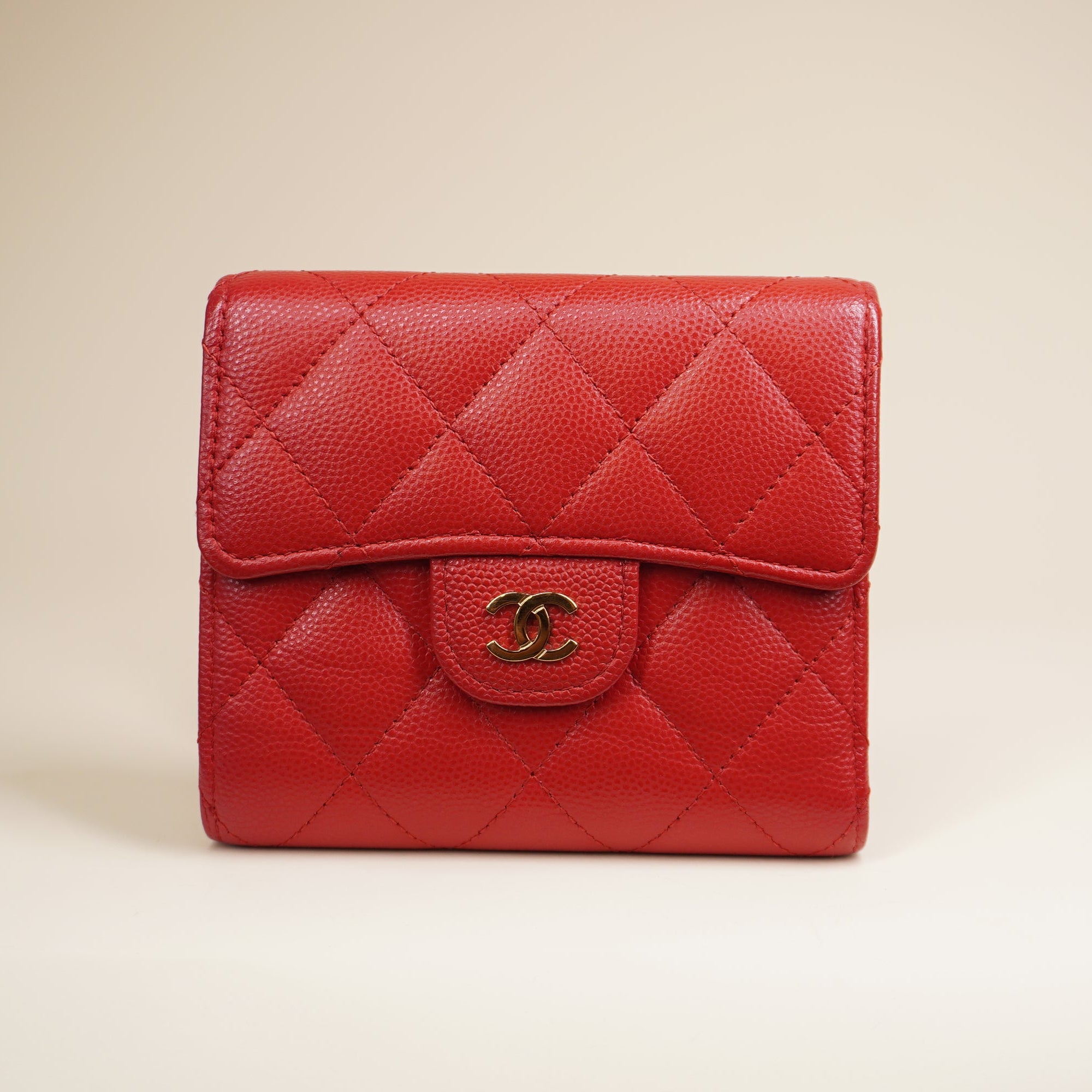 PRE-OWNED Caviar Quilted Flap Card Holder Wallet Red