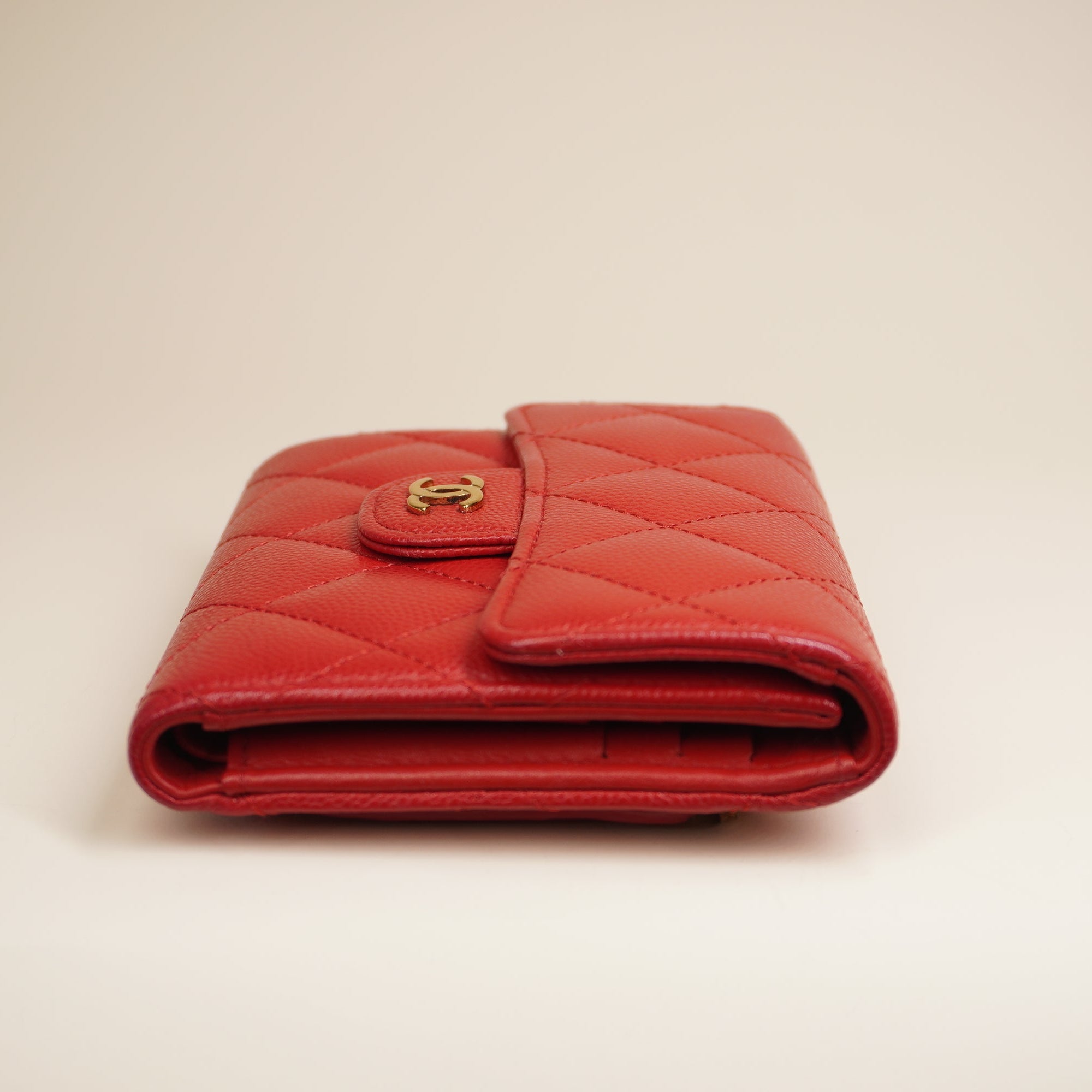 PRE-OWNED Caviar Quilted Flap Card Holder Wallet Red