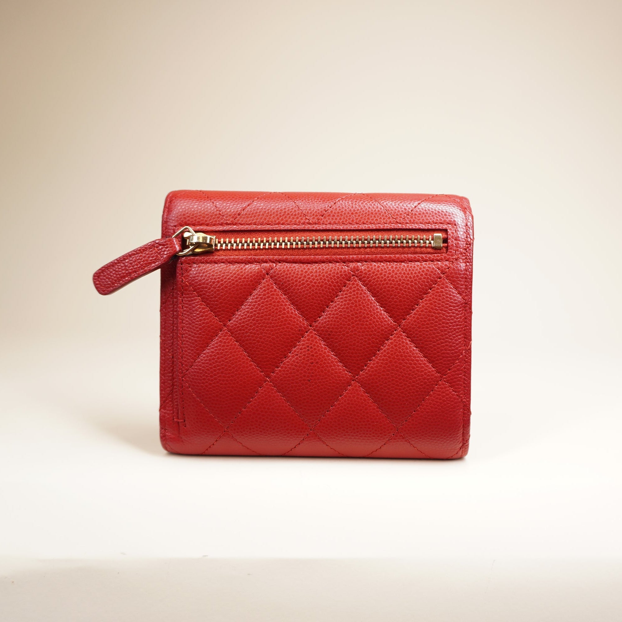 PRE-OWNED Caviar Quilted Flap Card Holder Wallet Red