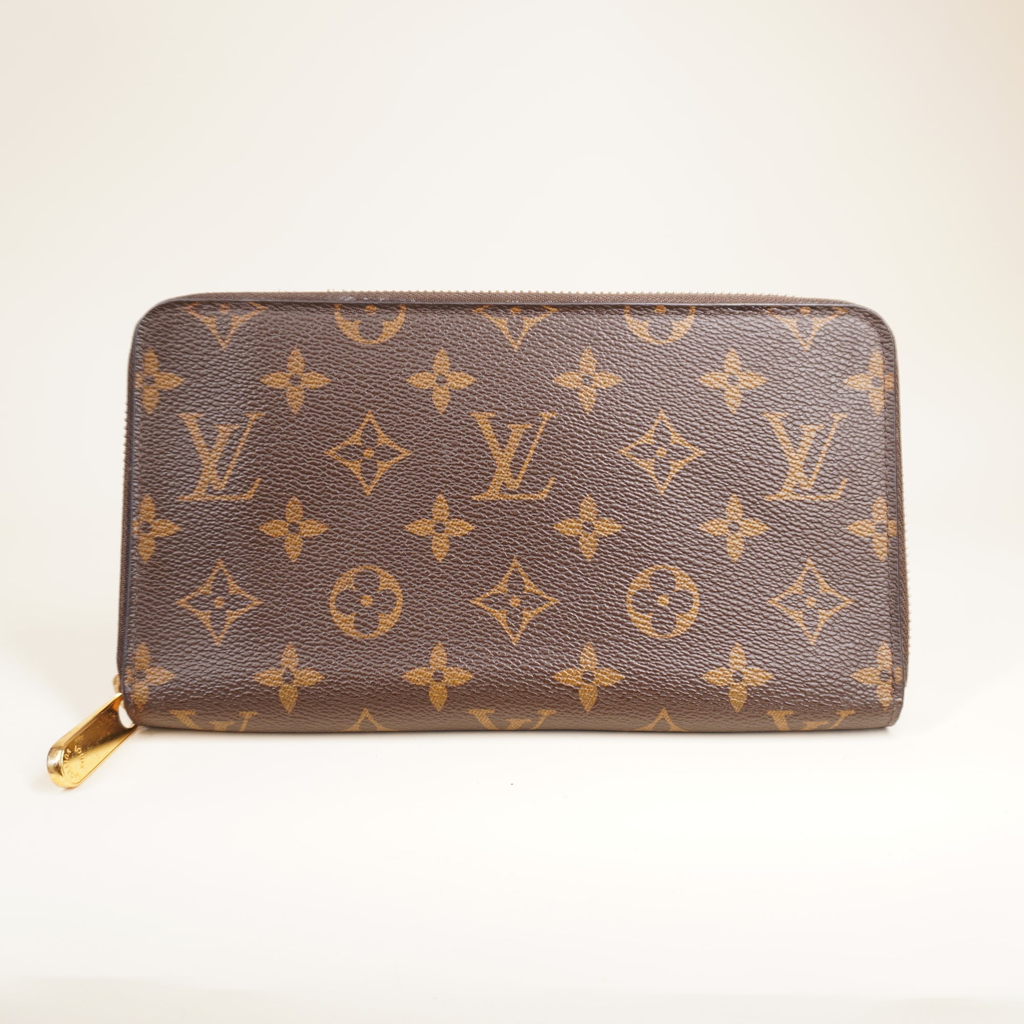 PRE-OWNED LV Monogram Zippy Compact Wallet