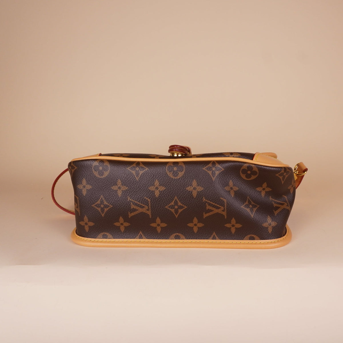 PRE-OWNED LV Monogram Canvas Fuchsia Diane Bag