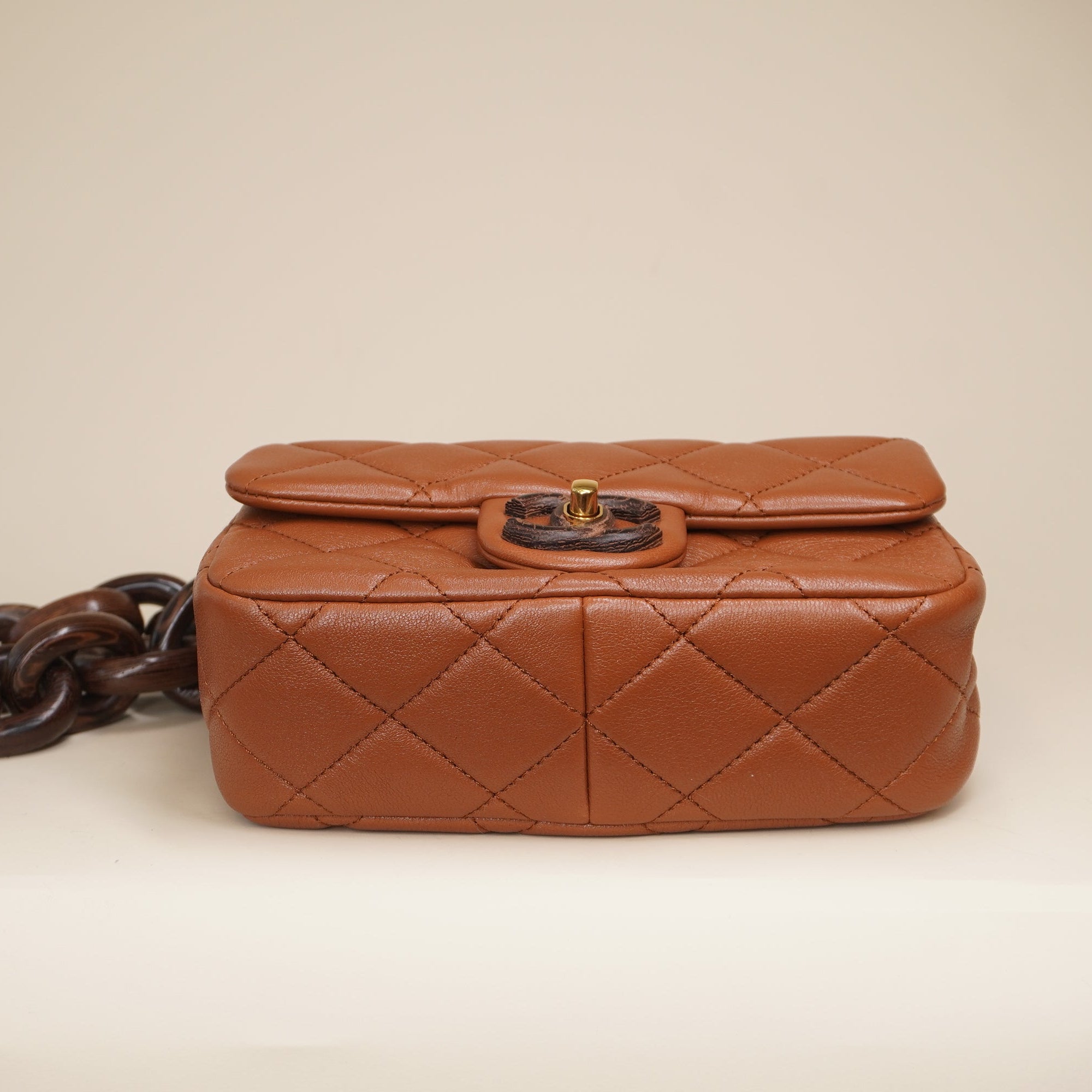 PRE-OWNED CC Lambskin Wenge Quilted Mini Fashion Wood Square Flap Light Brown 