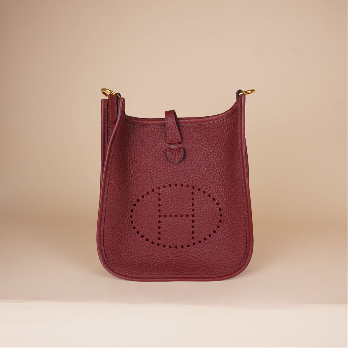 PRE-OWNED Taurillon Clemence Evelyne TPM Rouge Grenat