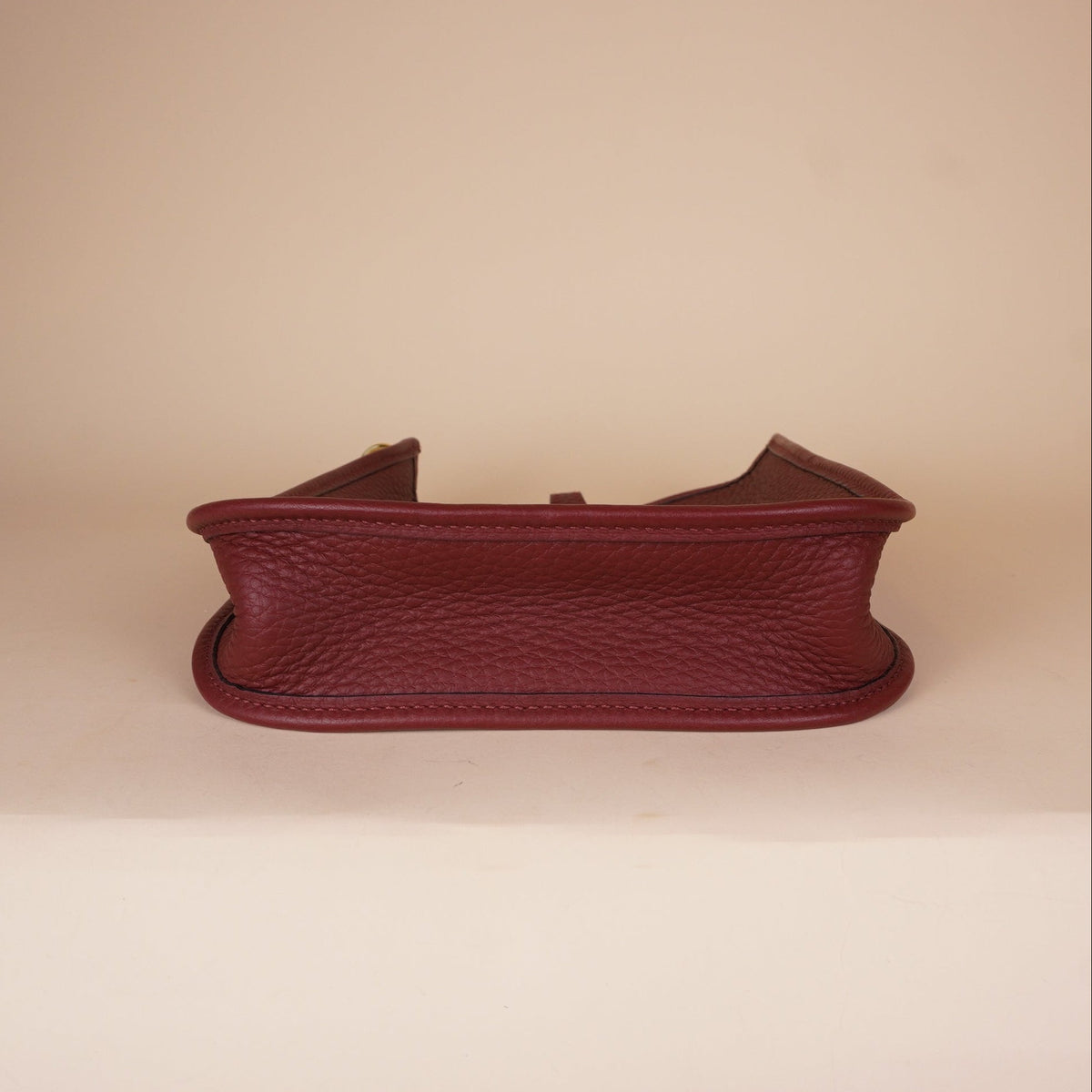 PRE-OWNED Taurillon Clemence Evelyne TPM Rouge Grenat